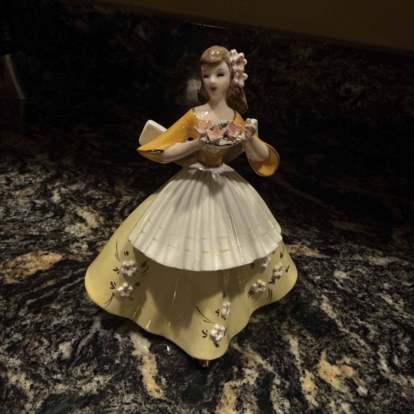 Vintage 1950's Lady Figurine Brunette Yellow White Pleated Apron Pink Flowers 6” Vintage 1950's Lady Figurine Brunette Yellow White Pleated Apron Pink Flowers 6”