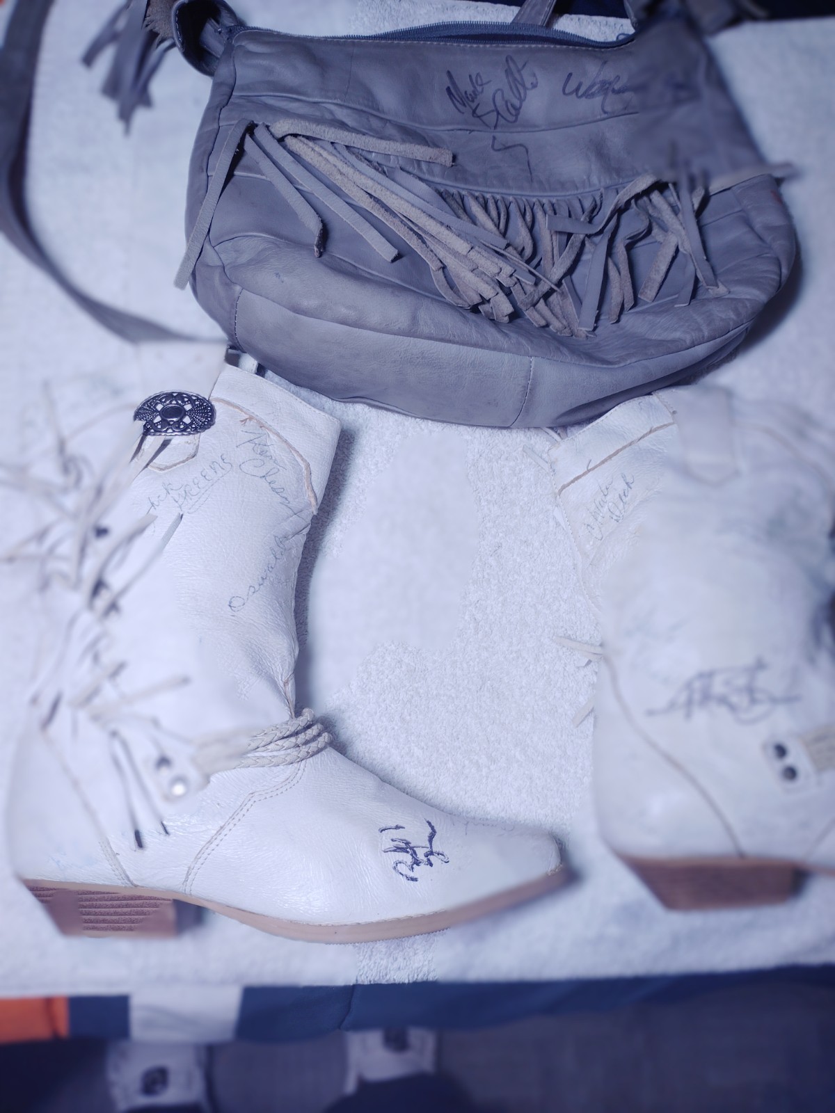 VINTAGE DENIM BOOTS AND PURSE SIGNED BY COUNTRY MUSIC STARS