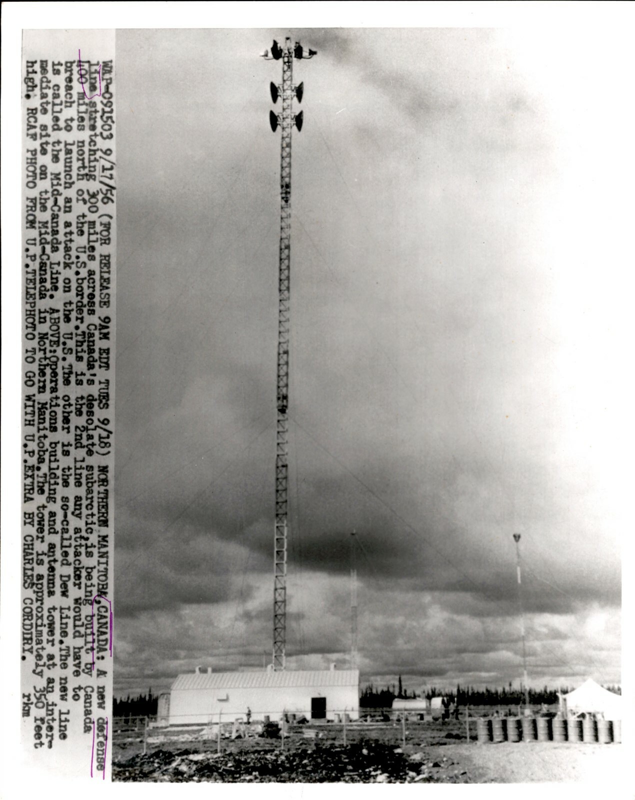 LG914 1956 UP Wire Photo NORTHERN MANITOBA CANADA NEW DEFENSE LINE ANTENNA TOWER