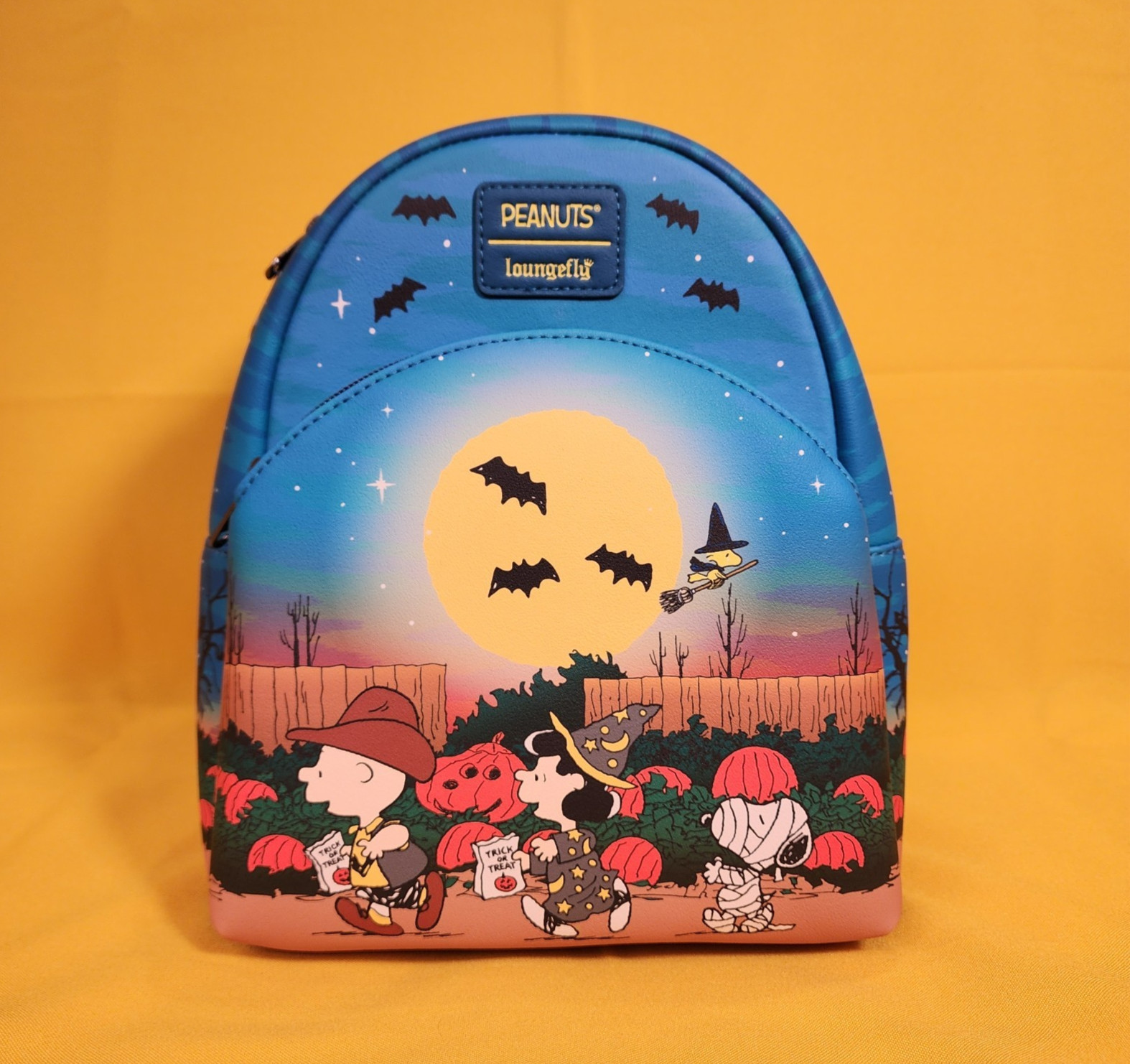 Loungefly Peanuts Group Trick-Or-Treat Halloween Costume Mini Backpack NEW