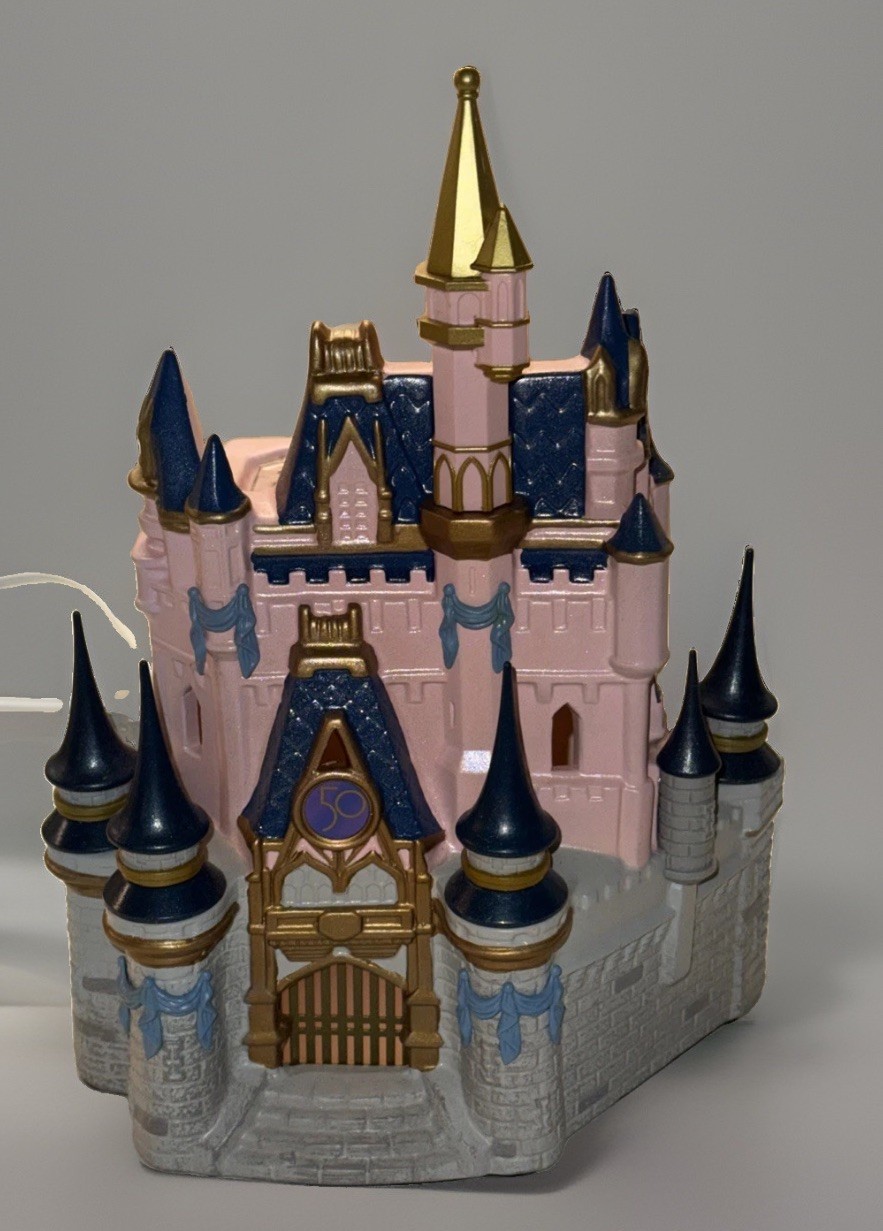 Scentsy Walt Disney World 50th Anniversary Cinderella Castle Wax Warmer
