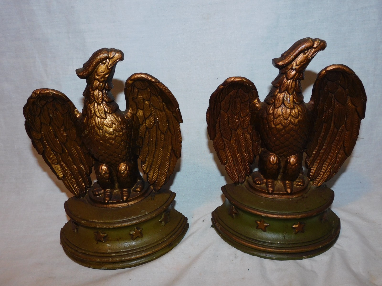 VINTAGE SEXTON METAL PATRIOTIC EAGLE BOOKENDS - LOTS OF DETAILS IN DESIGN
