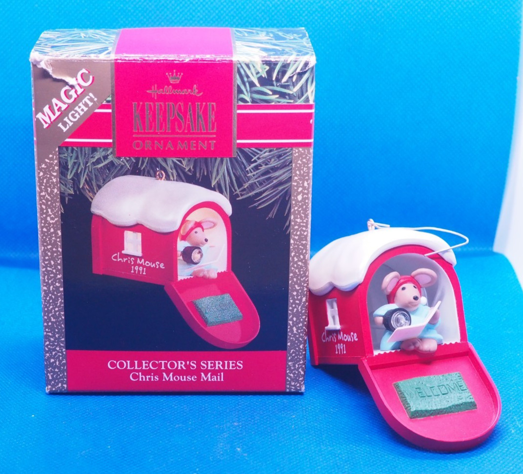 1991 Hallmark Keepsake Collector's Series Chris Mouse Mail Magic Light Ornament