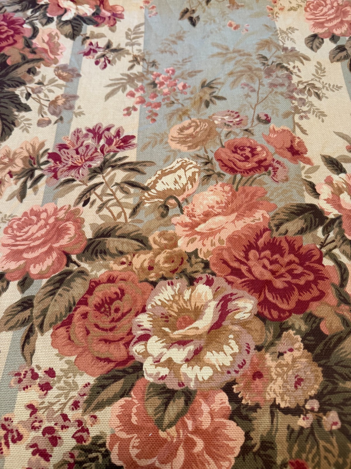 Vintage 10yds Floral Cabbage Rose Fabric Mill Creek Cottage Country Shabby WOW