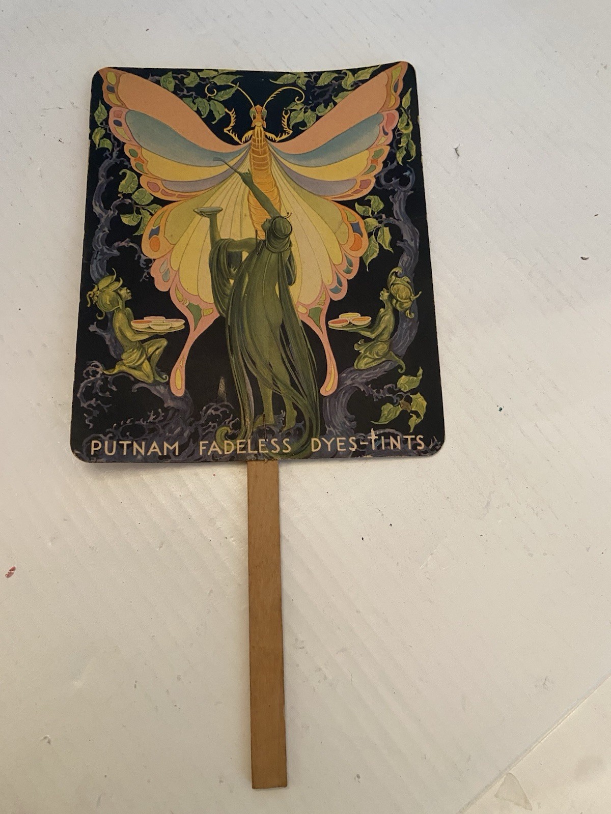 1920s Putnam Dyes Advertising Fan Kohls Cash Market Volga Iowa Art Nouveau