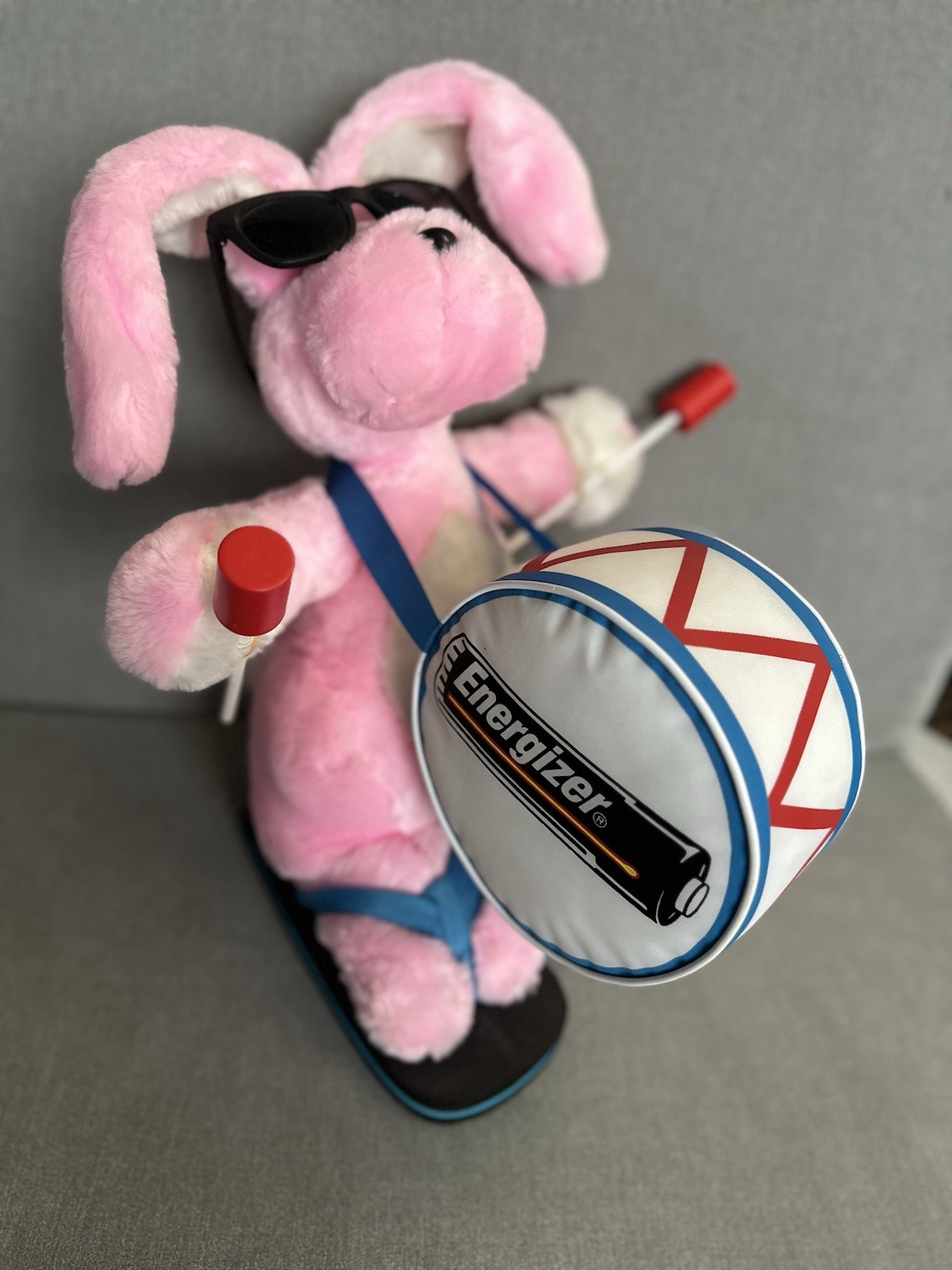 Vintage 1995 Energizer Bunny Plush 22” Drum Sunglasses Flip Flops Promo Complete Vintage 1995 Energizer Bunny Plush 22” Drum Sunglasses Flip Flops Promo Complete