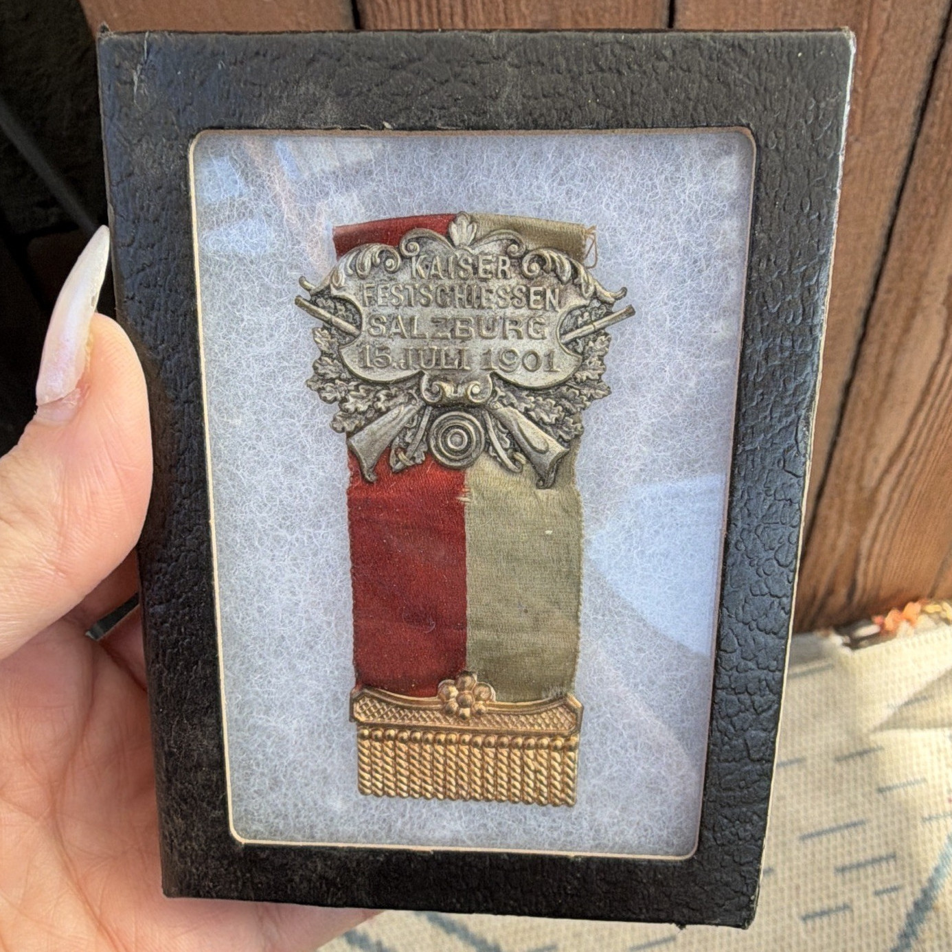 Kaiser Österreichischer Sail-Club 1901 Medal/Badge Black Display Case