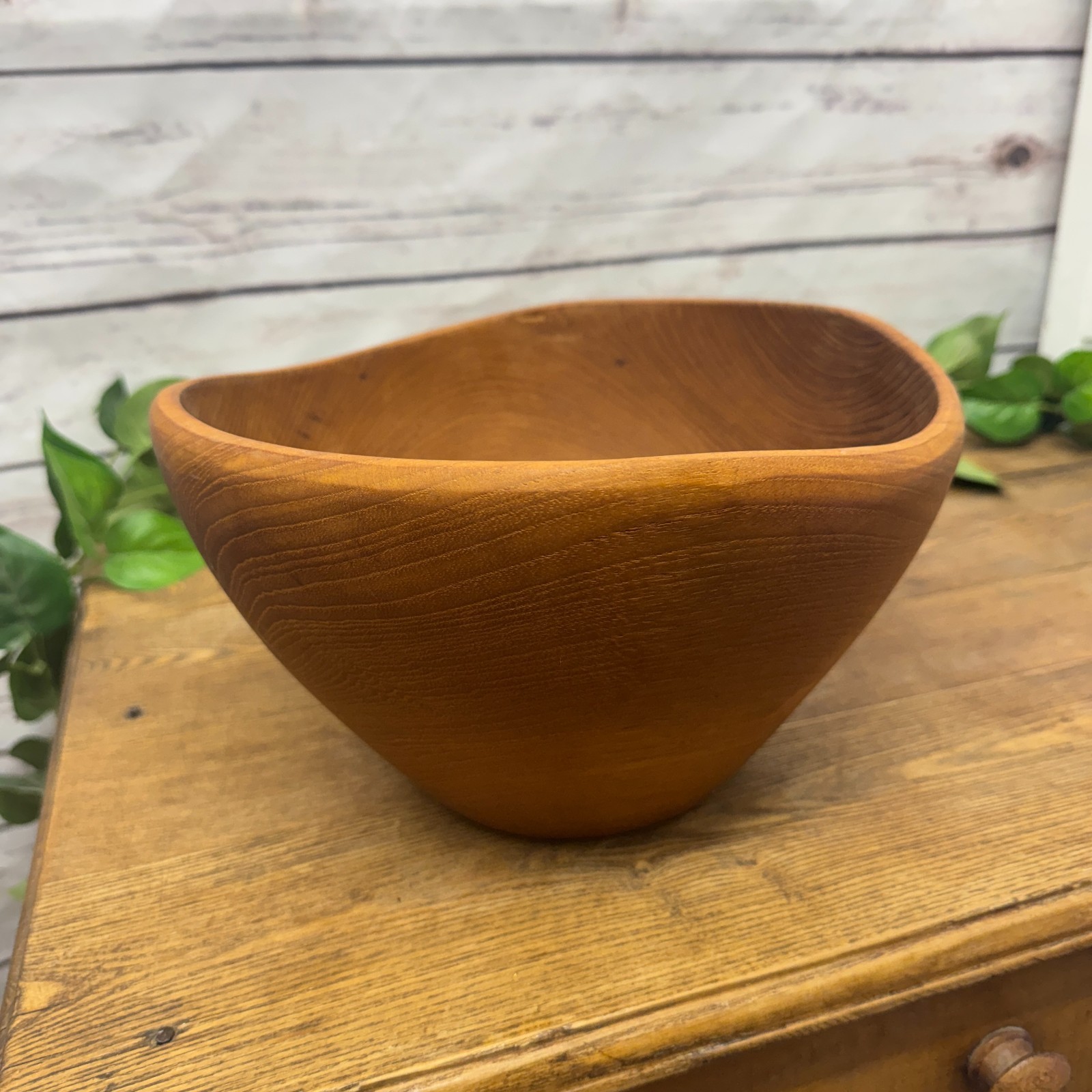 MCM Kalmar Teak Wood Tall Deep Salad Serving Bowl Made in Thailand Carved Turned
