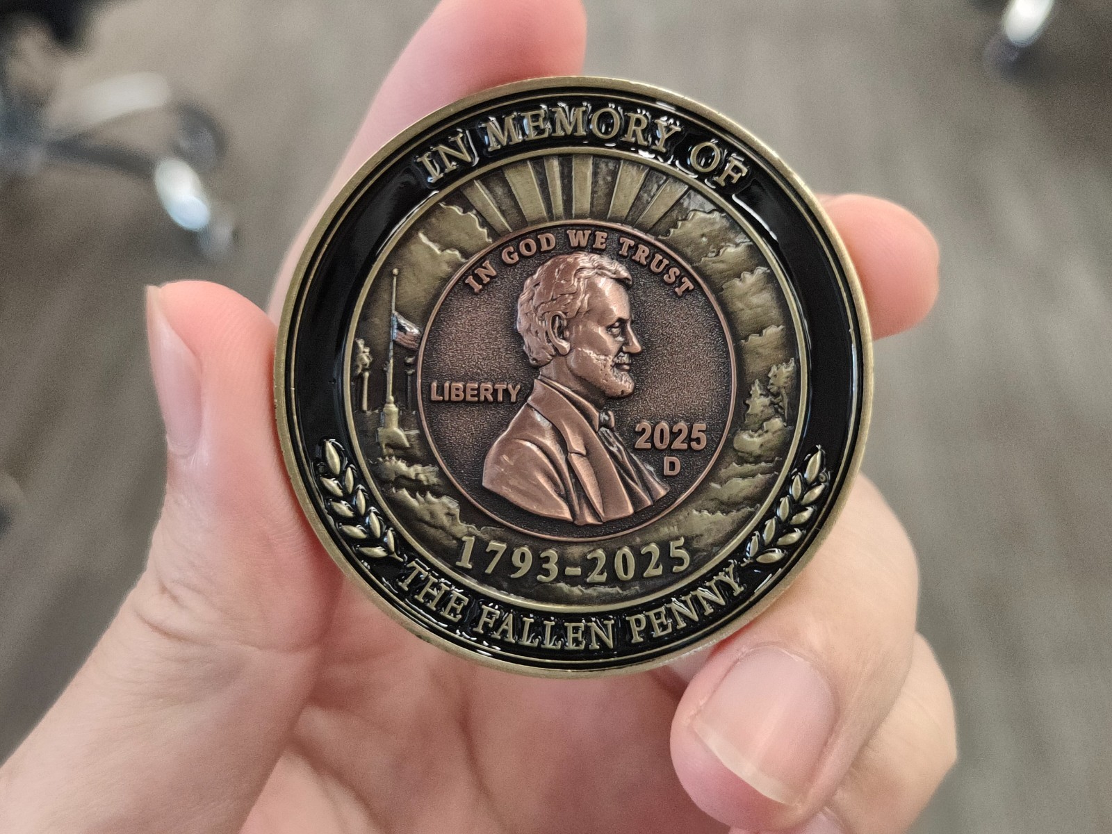 Fallen Penny Challenge coin - Death of the penny. 1793-2025 - 2