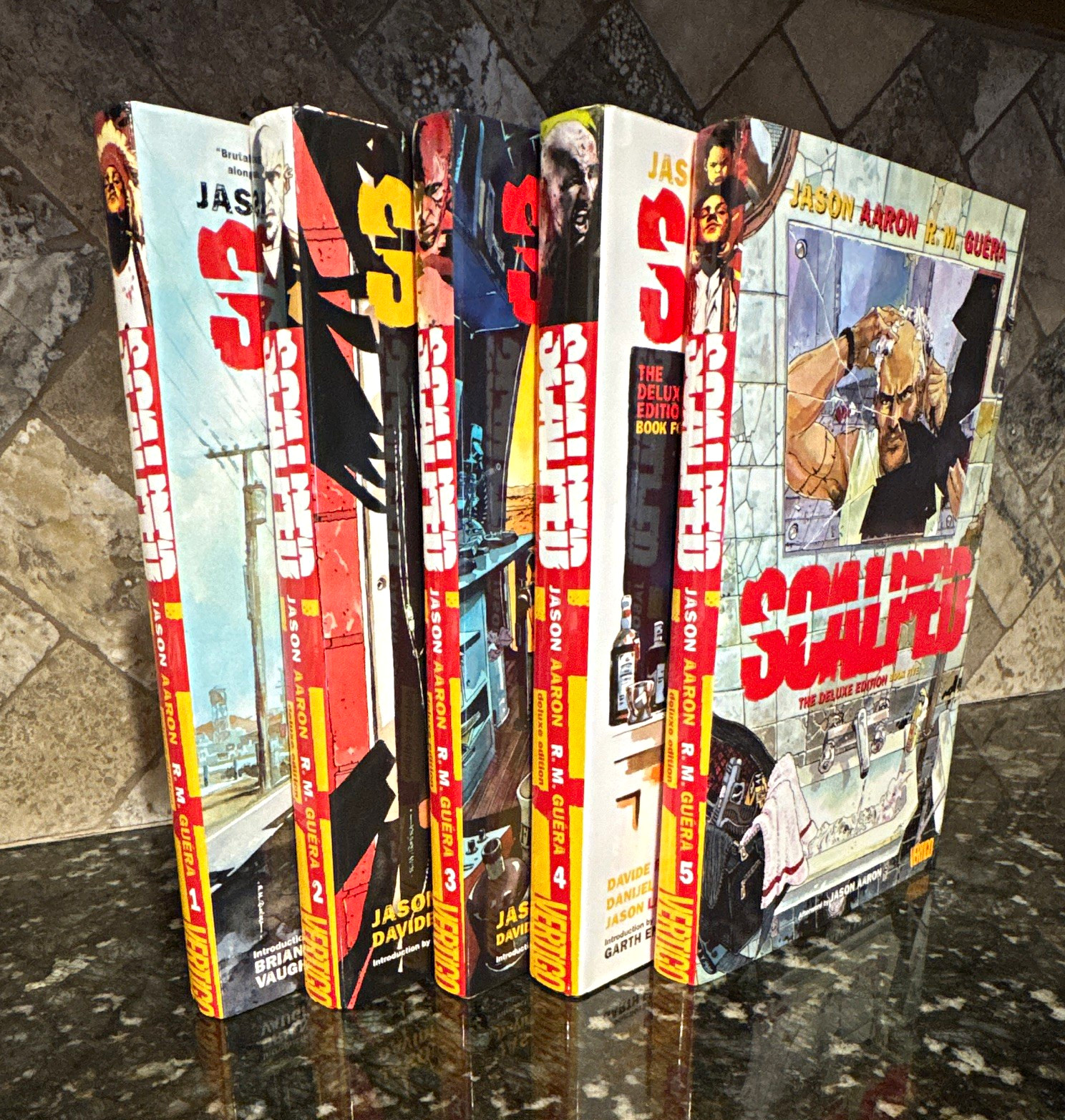 Scalped Deluxe Edition Hardcover Vol 1-5