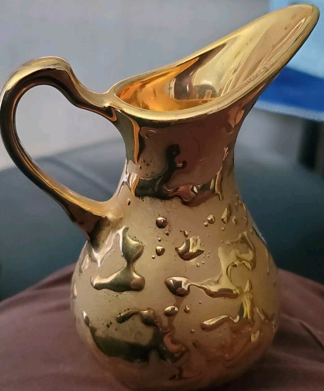 Weeping Gold 22kt Gold Bud Vase 4 1/4\