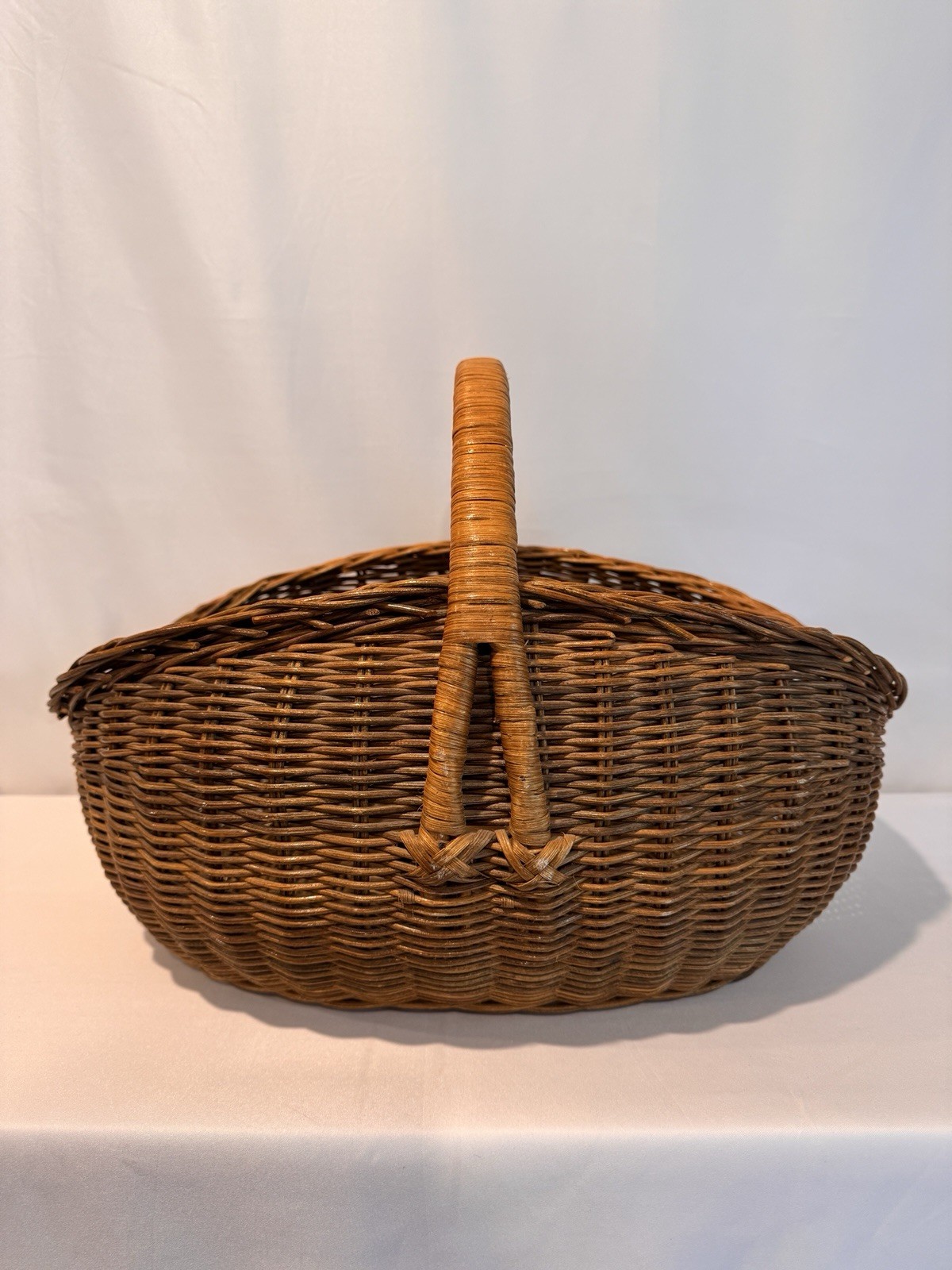 Vintage Large French Wicker Gathering Basket Handle Cottage Rustic Farmhouse 19