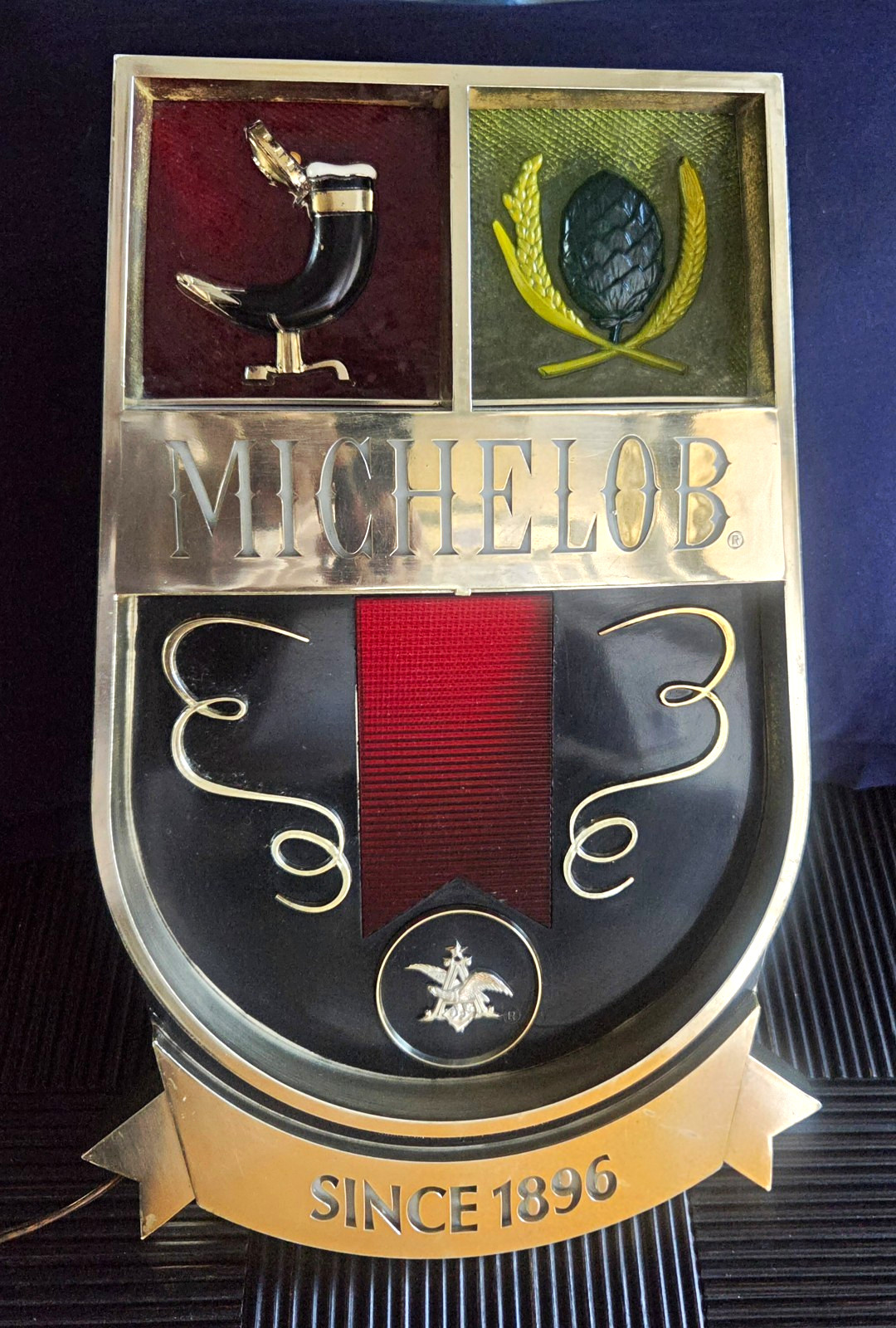 Vintage 1960s/1970s Michelob Lighted Shield Bar Sign