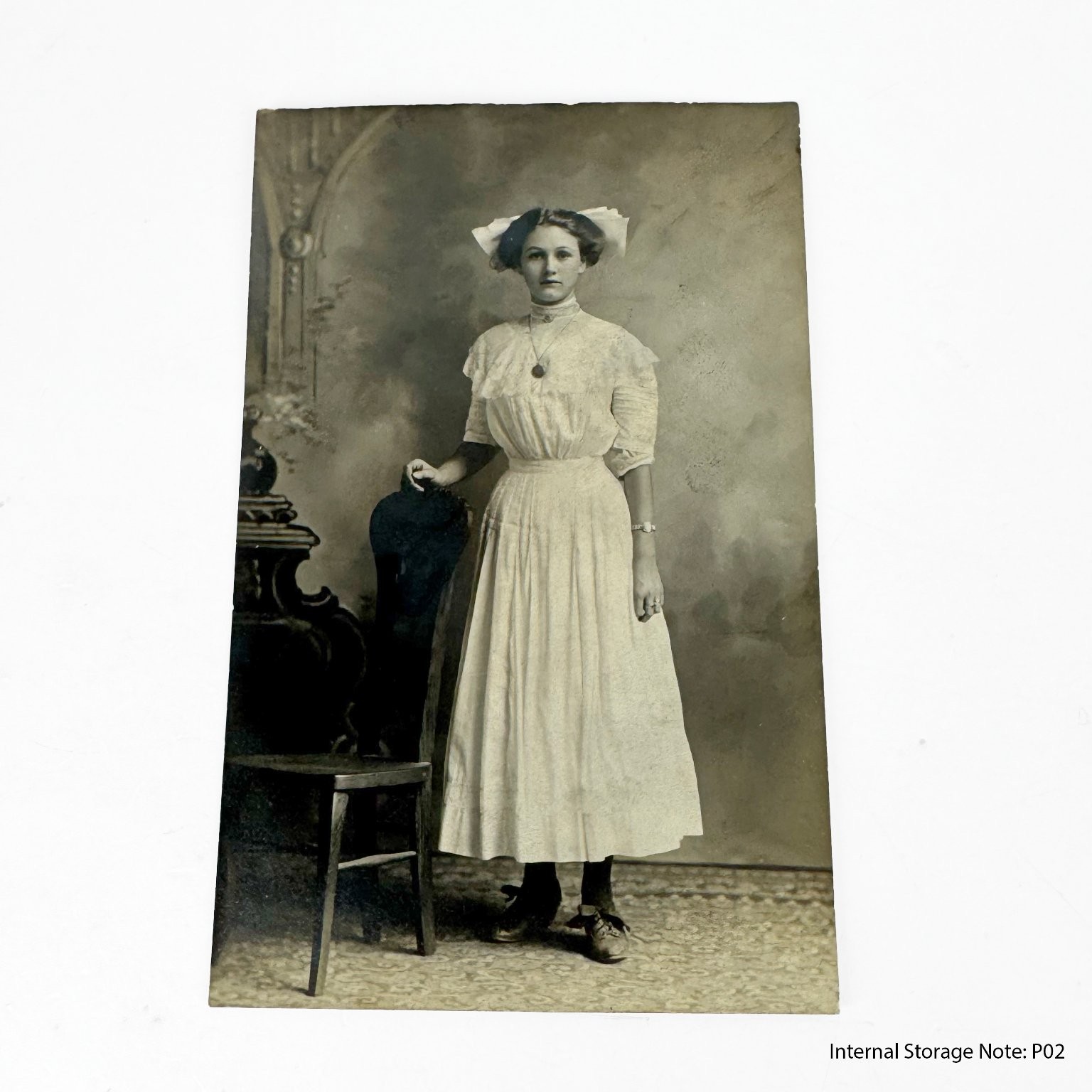 Chicago Postcard Photo Nurse Woman Studio Portrait Born 1897 Died 1913 Aug 1909 Chicago Postcard Photo Nurse Woman Studio Portrait Born 1897 Died 1913 Aug 1909