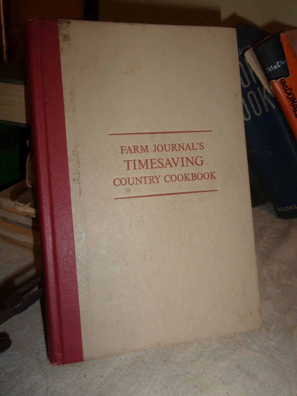Farm Journal's Timesaving Country Cookbook	Nell Nichols	1934