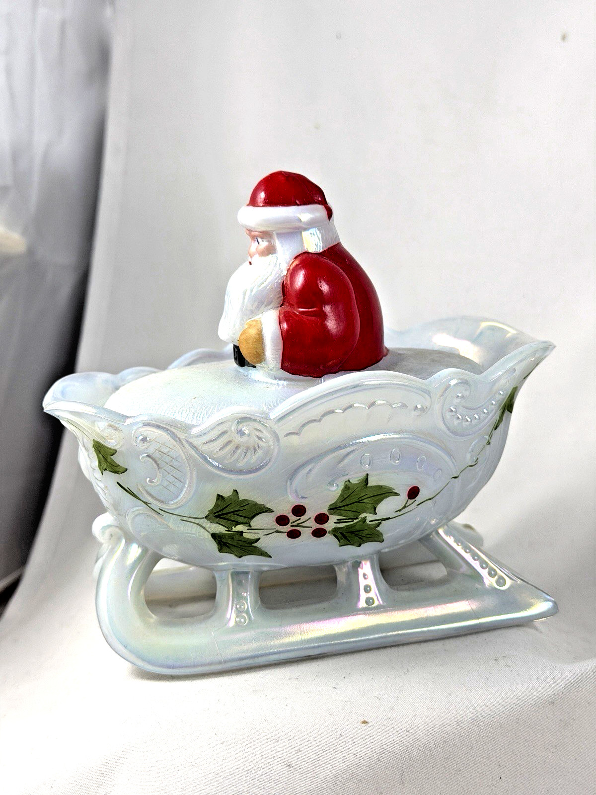 Westmoreland Vtg.  Christmas Candy Dish Santa Sleigh Milk Glass  Artist Signed