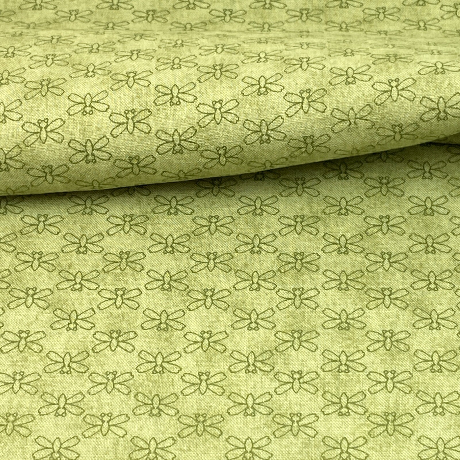 1 YD Vintage Quilters ONLY Green Dragonfly Bug Fabric 
