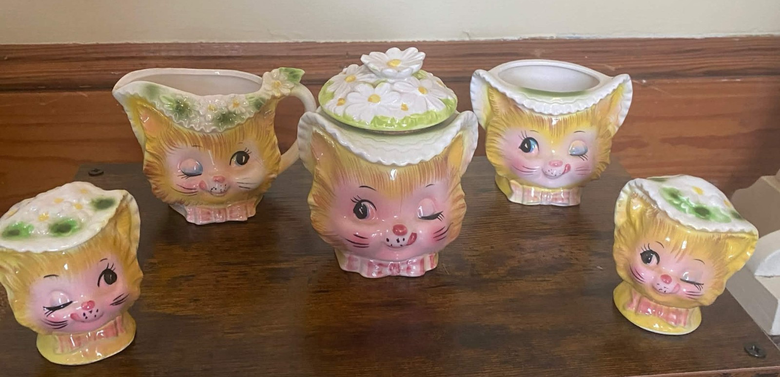 vintage Enesco Winking Kitty Set of 5 vintage Enesco Winking Kitty Set of 5
