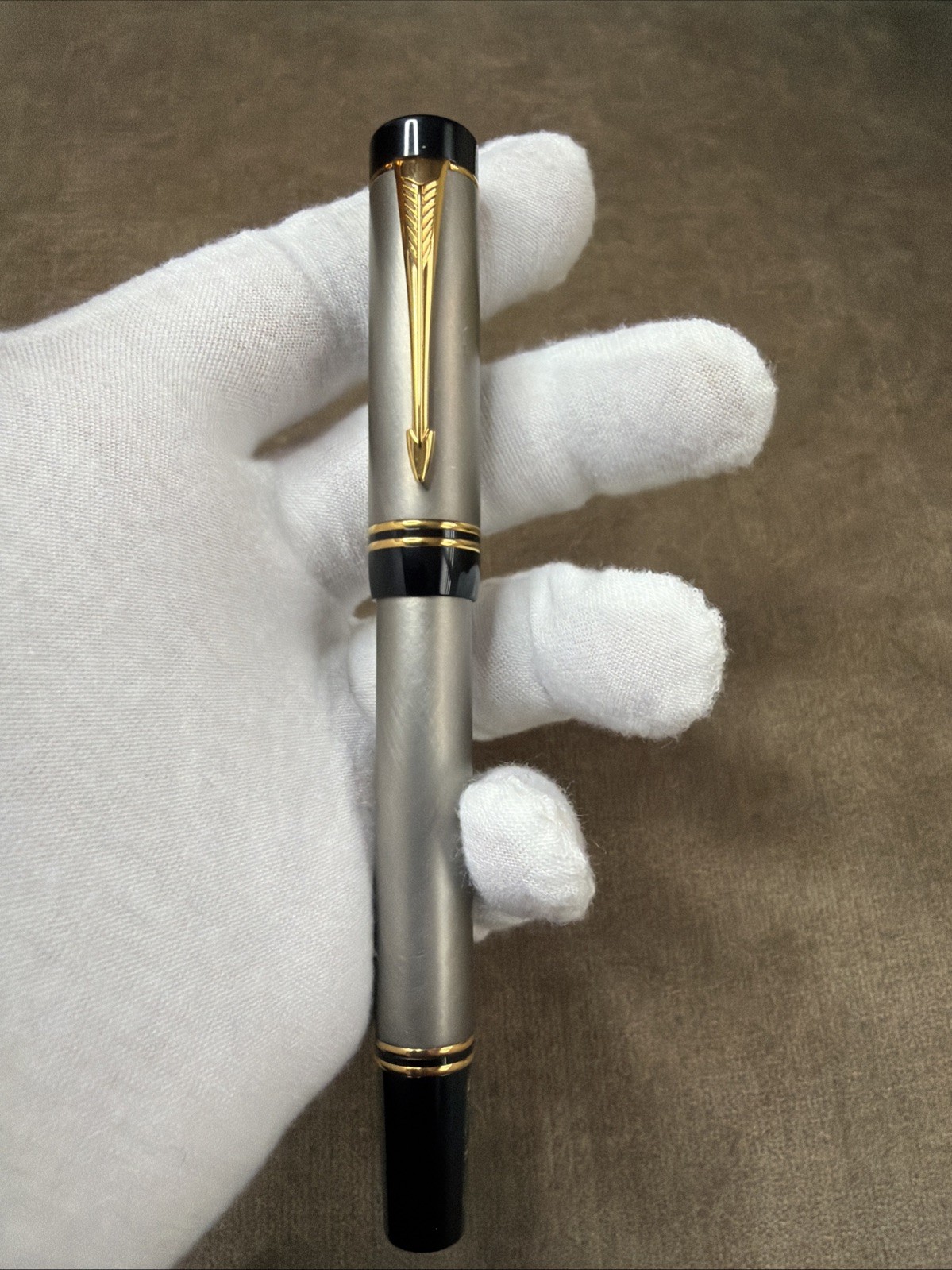 RARE Parker Duofold TITANIUM Ti 22 L. MICHAEL FULTZ LE 48/100 FOUNTAIN PEN Intl RARE Parker Duofold TITANIUM Ti 22 L. MICHAEL FULTZ LE 48/100 FOUNTAIN PEN Intl