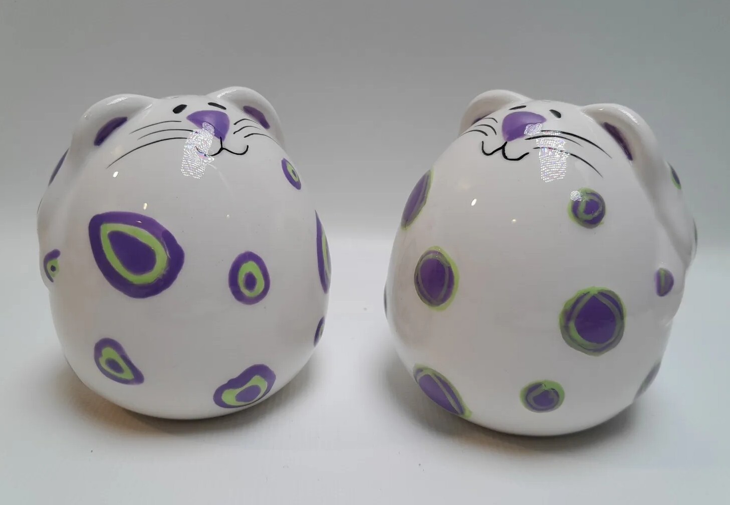 Vintage GANZ Fat Kitty Cat Ceramic SALT & PEPPER SHAKER SET