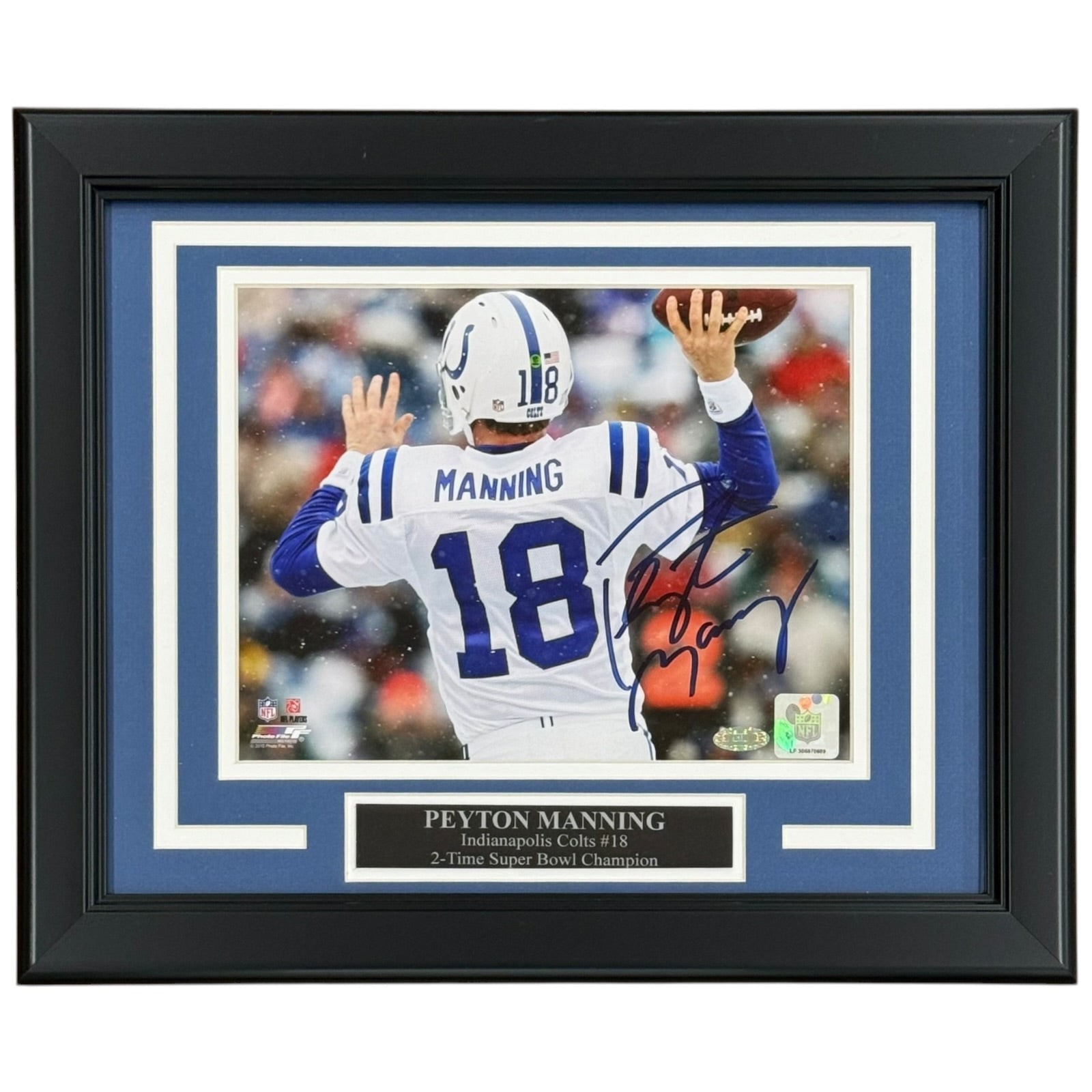 Peyton Manning Autographed Indianapolis Colts Deluxe Framed 8x10 Photo - Beckett