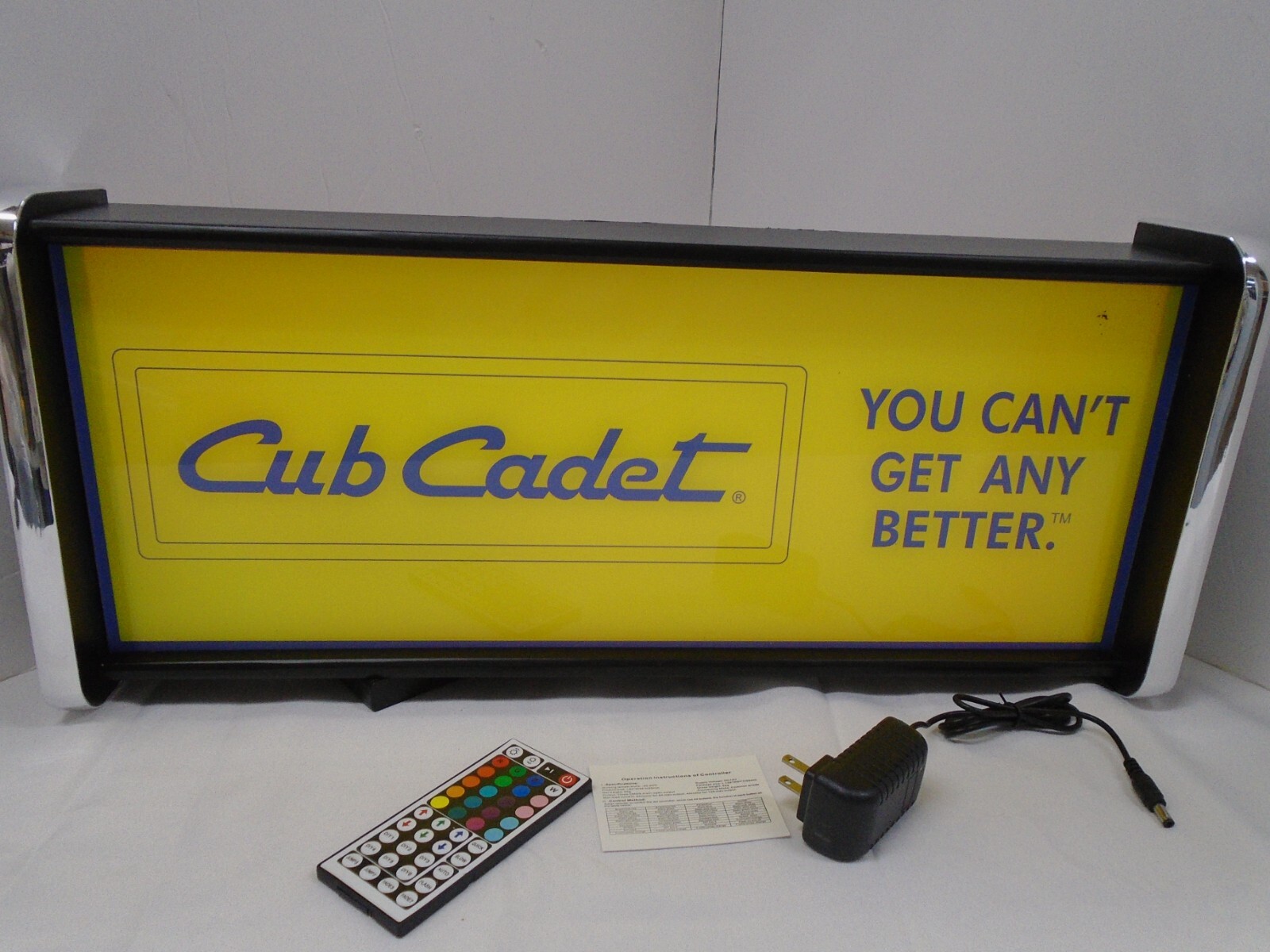 Cub Cadet Can\'t Get Better LED Display lighted sign lightbox Wall hanging Light Cub Cadet Can\'t Get Better LED Display lighted sign lightbox Wall hanging Light