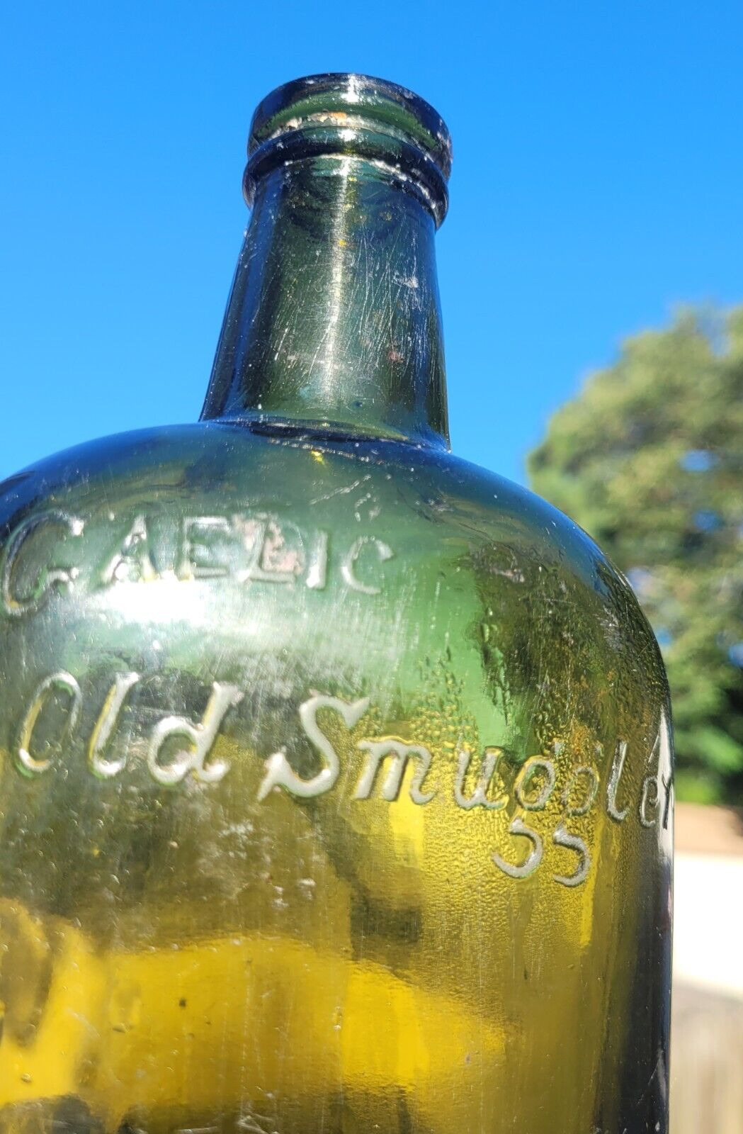 Vintage Antique GAELIC Old Smuggler Whiskey Bottle Green Large No Cracks