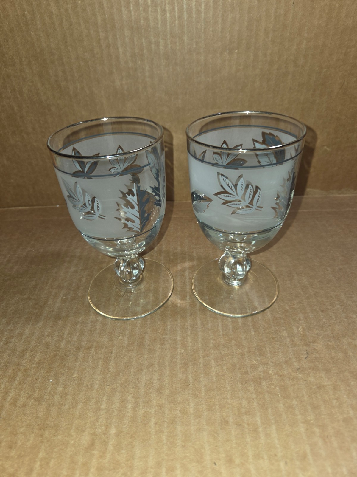 Glasses  LIBBEY Stemmed Frosted \