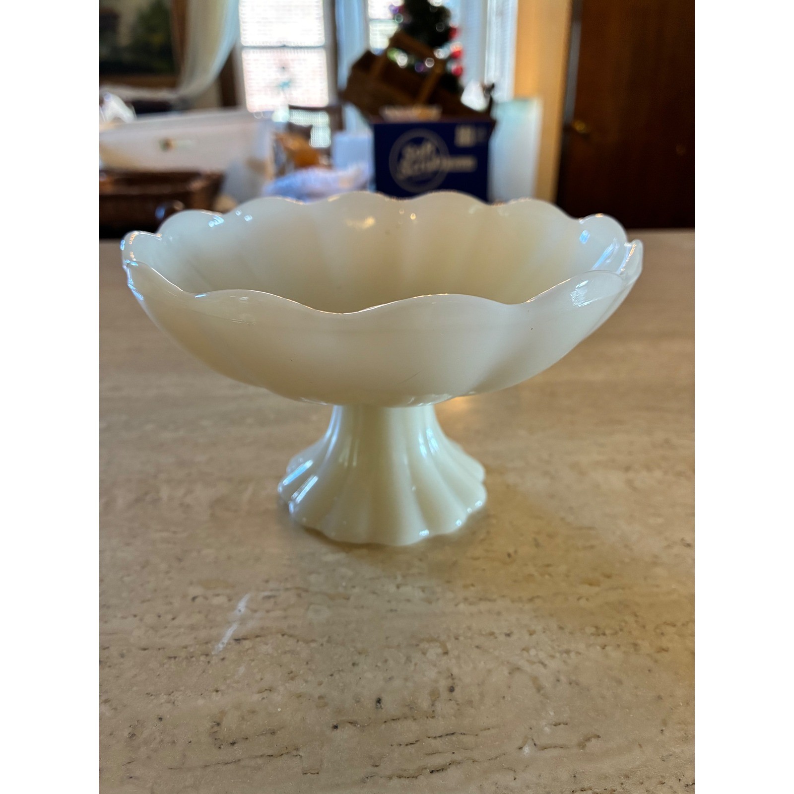 VTG Milk Glass Scalloped Pedestal Compote Dish White Fluted Candy Bowl 6in *read