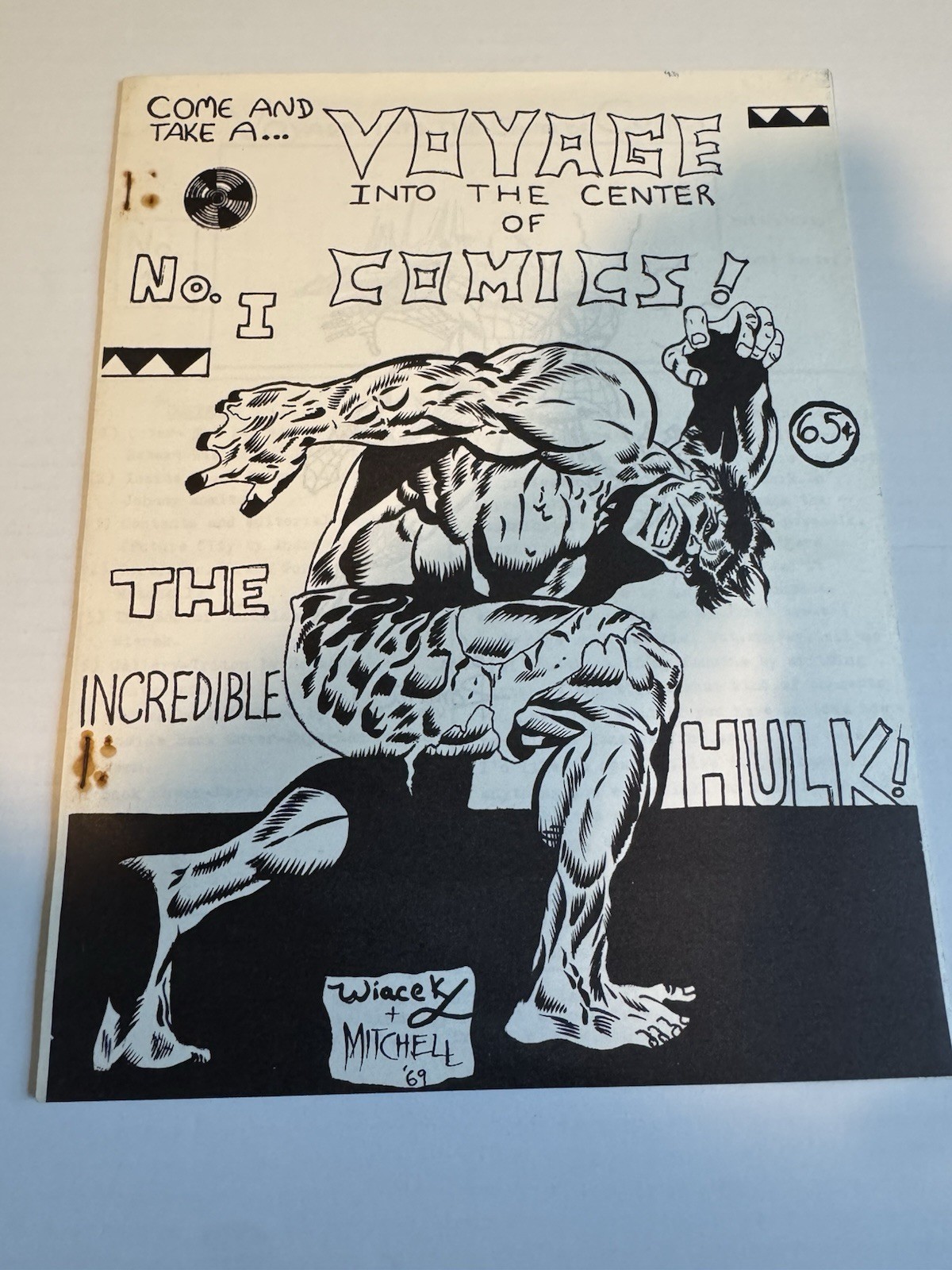RARE~ VOYAGE INTO THE CENTER OF COMICS #1 Bob Wiacek High School Fanzine 1969 RARE~ VOYAGE INTO THE CENTER OF COMICS #1 Bob Wiacek High School Fanzine 1969