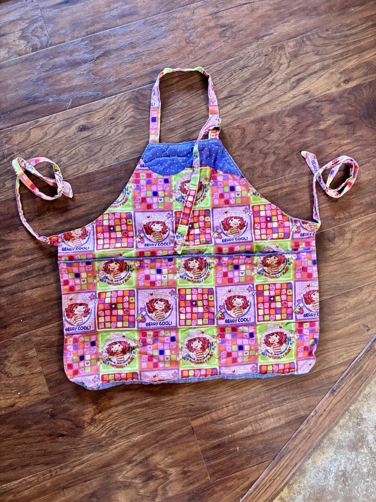 Vintage Strawberry Shortcake Handmade Children\'s Apron