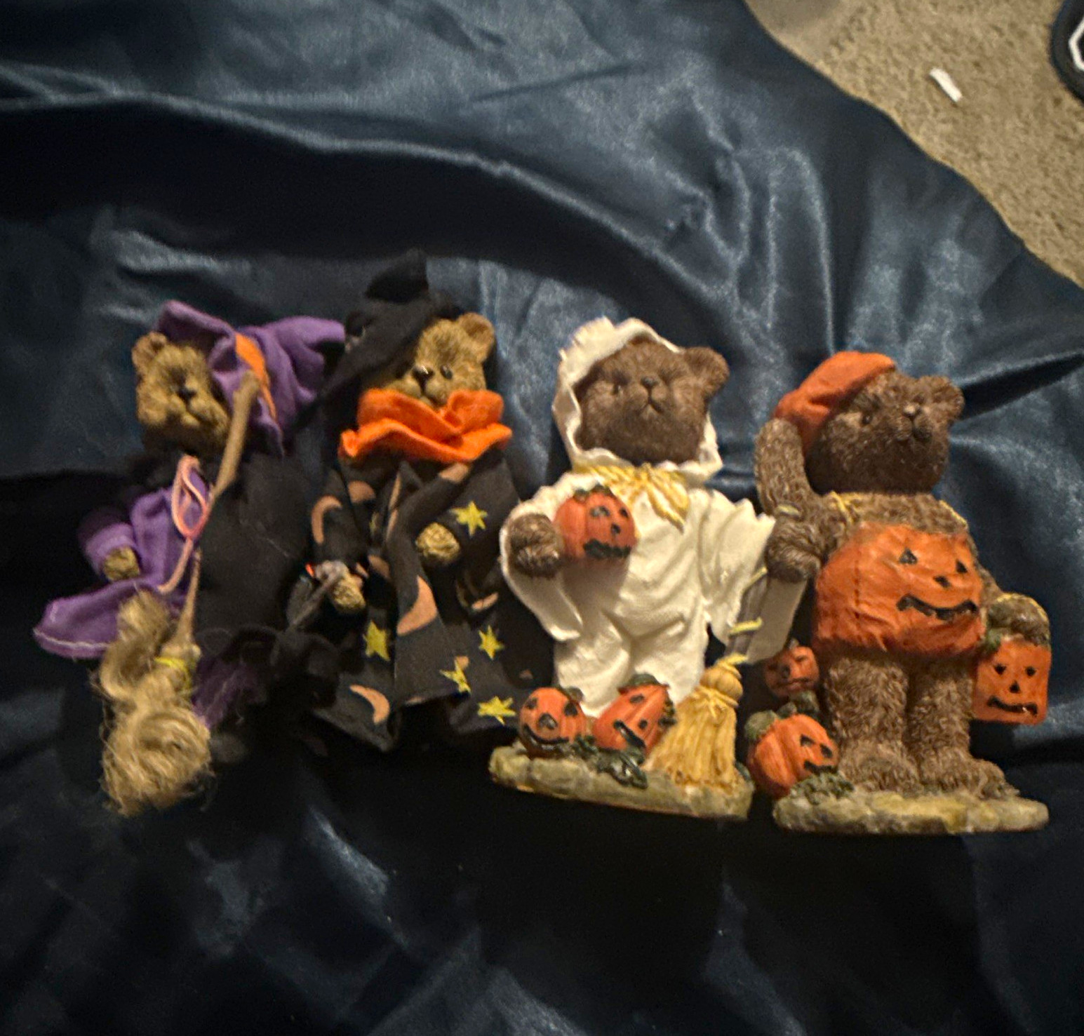 Boyds Bears Halloween Lot of 3 Resin Painted Bear Figurines w/ Pumpkins 1997
