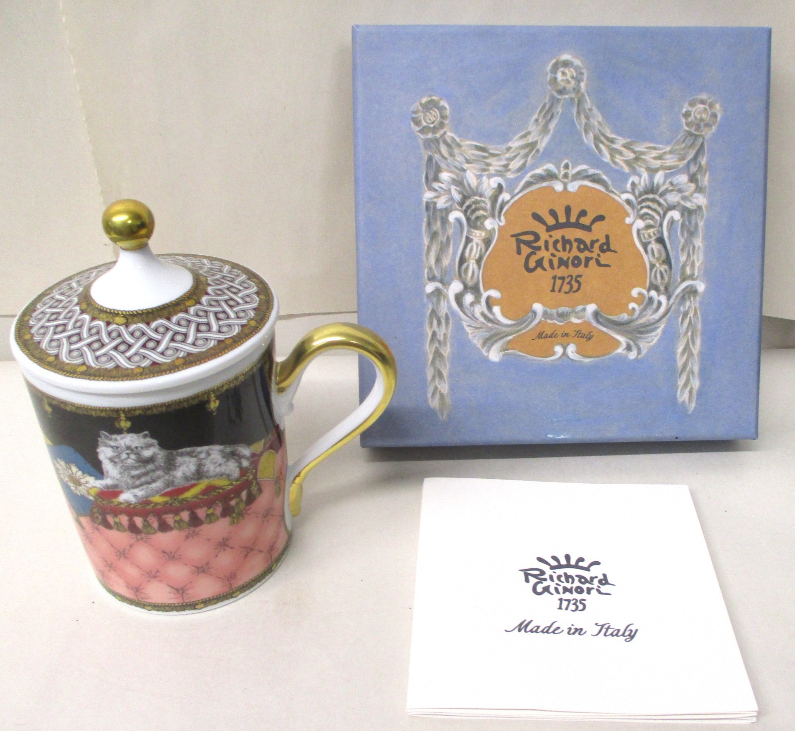 RICHARD GINORI 1735 TOTEM SCATOLA CAT CUP & LID WITH BOX & COA RICHARD GINORI 1735 TOTEM SCATOLA CAT CUP & LID WITH BOX & COA
