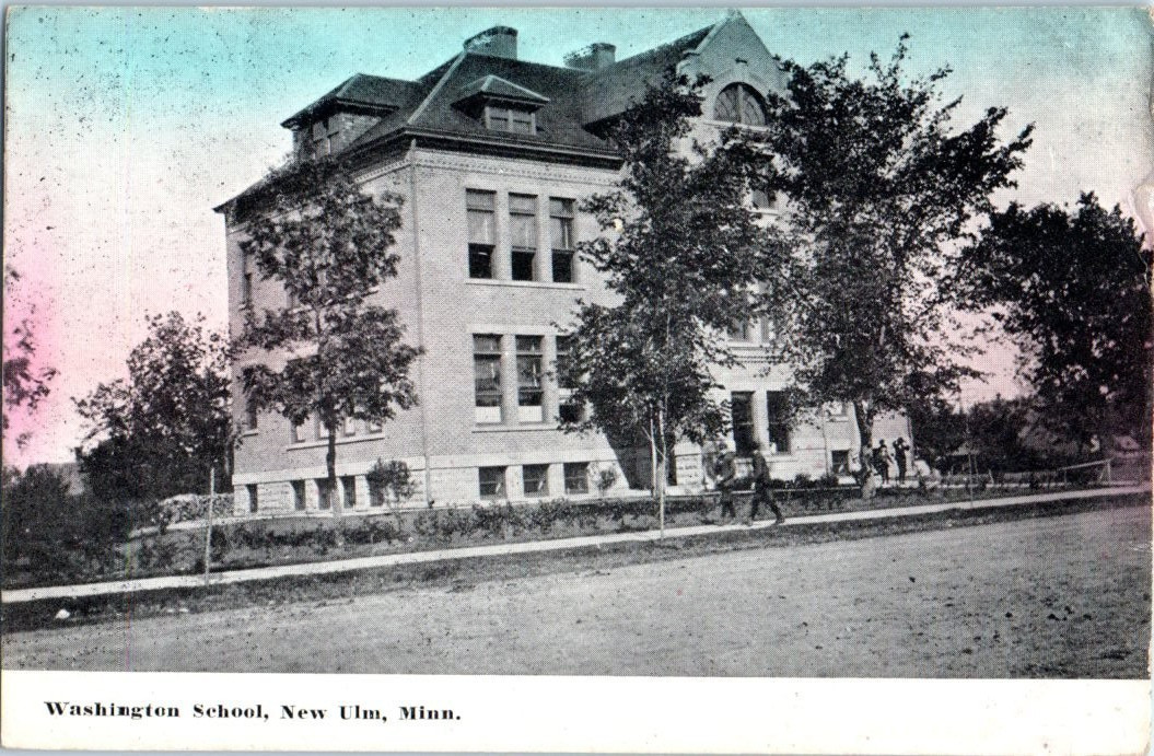 Vintage Postcard 1907-1915 Washington School, New Ulm, Minnesota (MN)