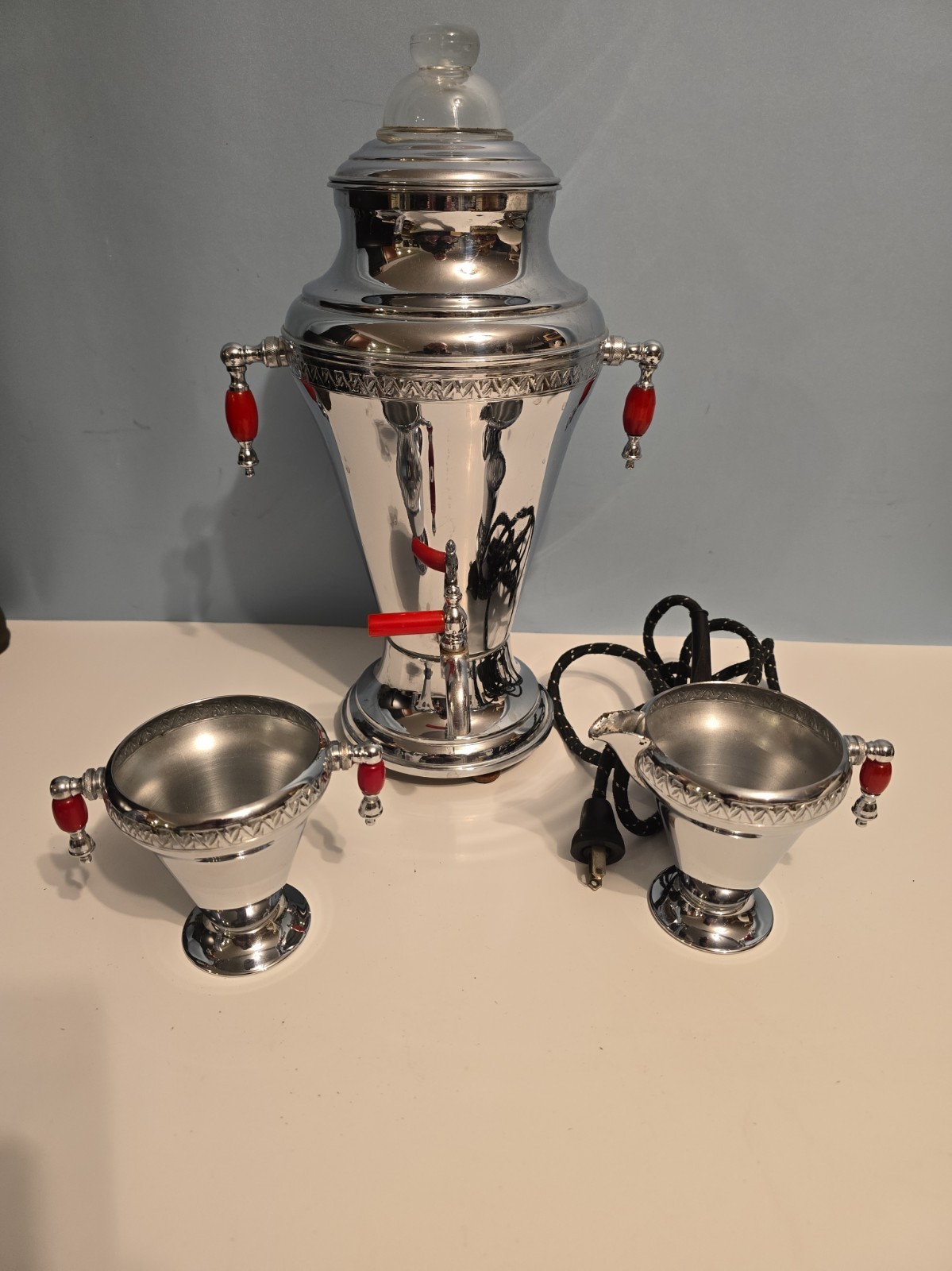 VTG. 1950's La Belle Silver Co. Electric Coffee Urn w/ Creamer & Sugar Bakelite