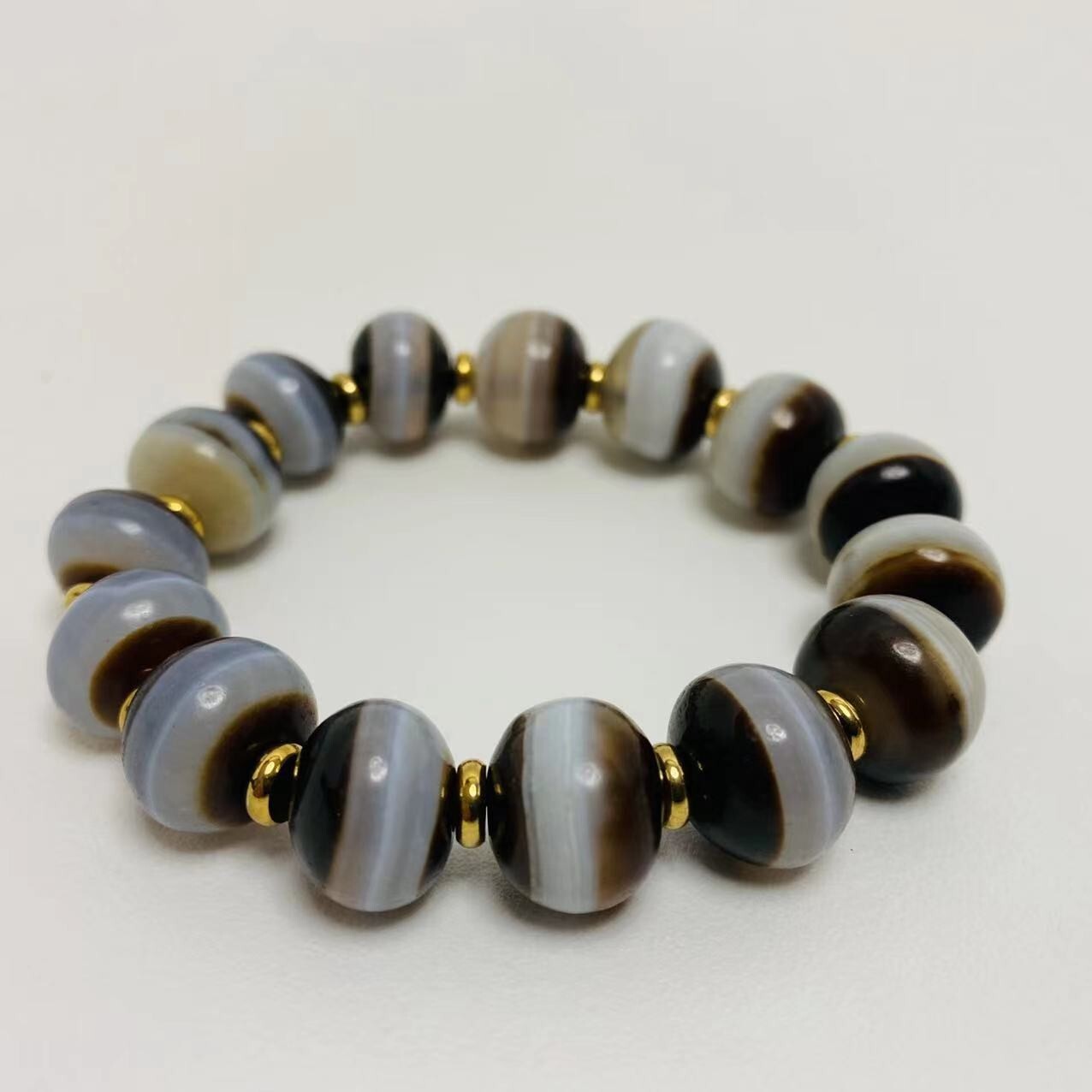 Old Tibetan Agate Line Healer Medicinal Energy Round Striped Dzi Beads Bracelet Old Tibetan Agate Line Healer Medicinal Energy Round Striped Dzi Beads Bracelet