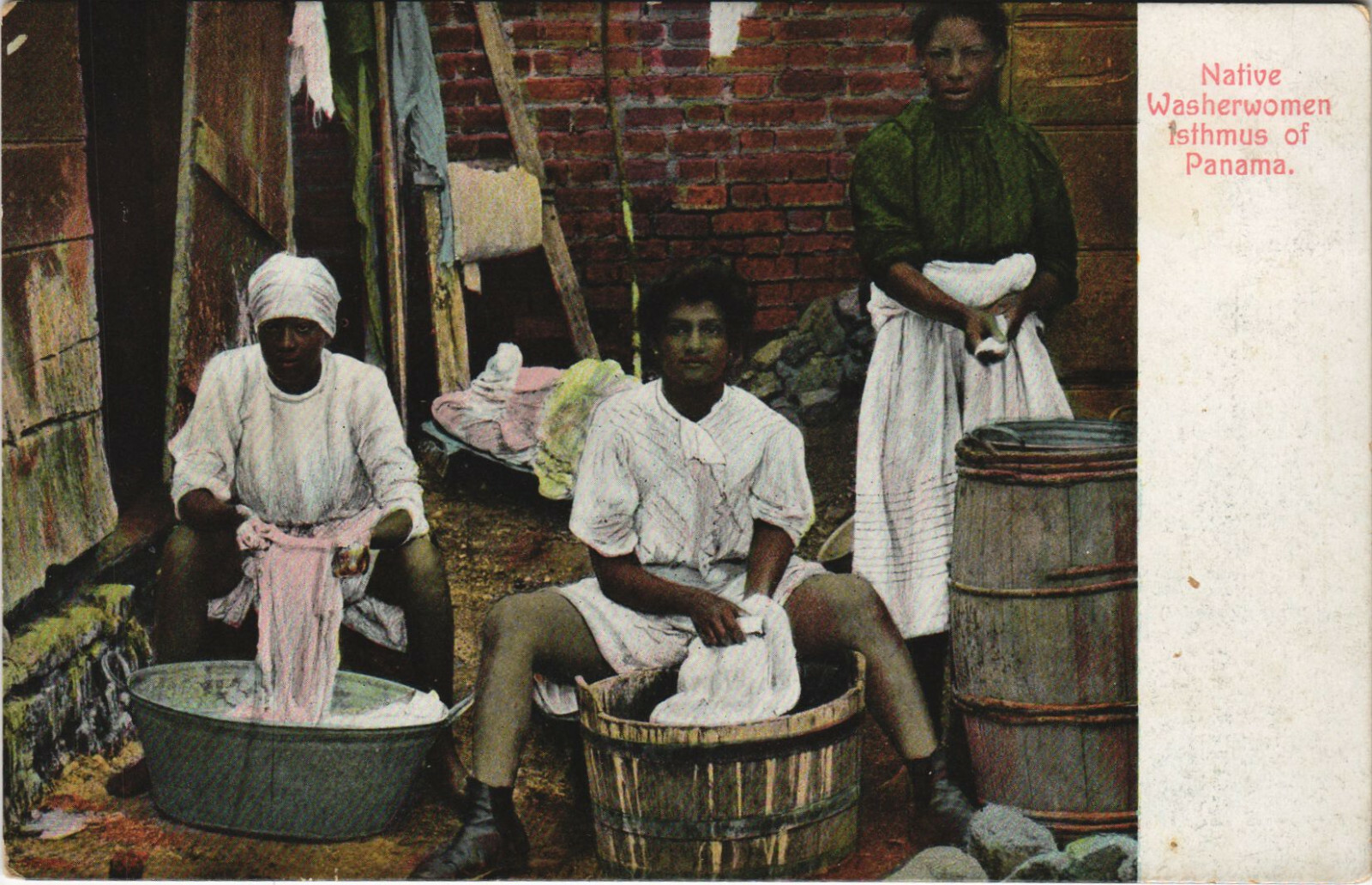 PC POSTCARD PANAMA, NATIVE WASHERWOMAN, ISTHMUS, Vintage Postcard (b26340)
