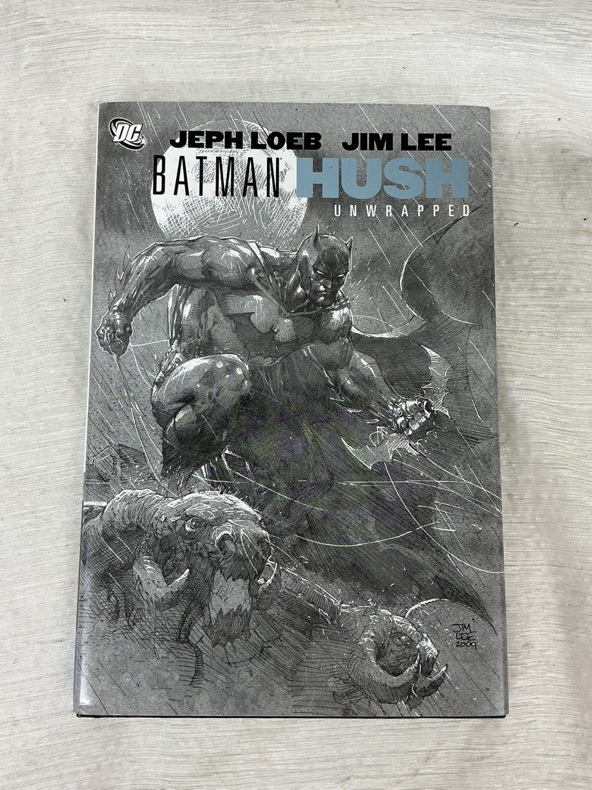 DC Comics Batman: Hush Unwrapped Hardcover Graphic Novel by Loeb & Lee