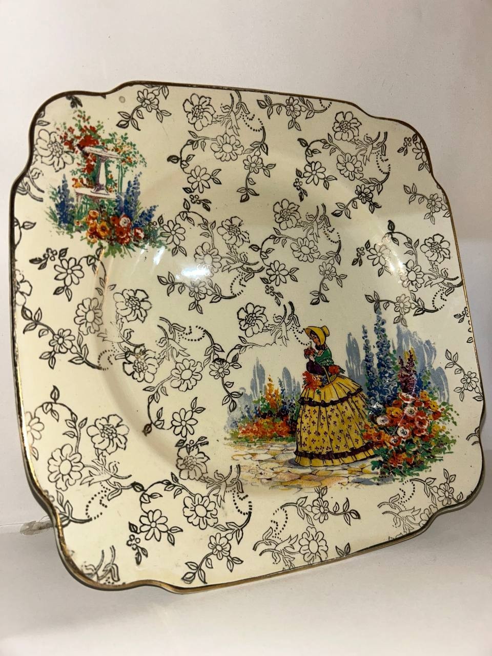 This item is an Empire 1039 Square Tea Plate, featuring the \