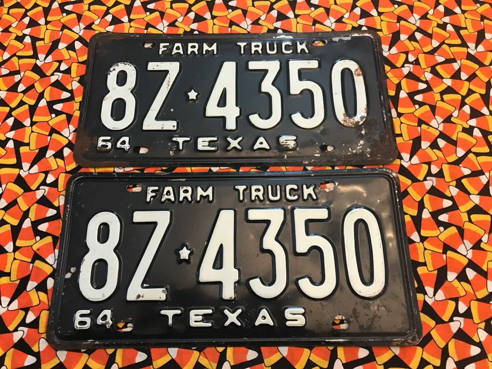 1964 TEXAS FARM TRUCK LICENSE PLATES 8Z4350