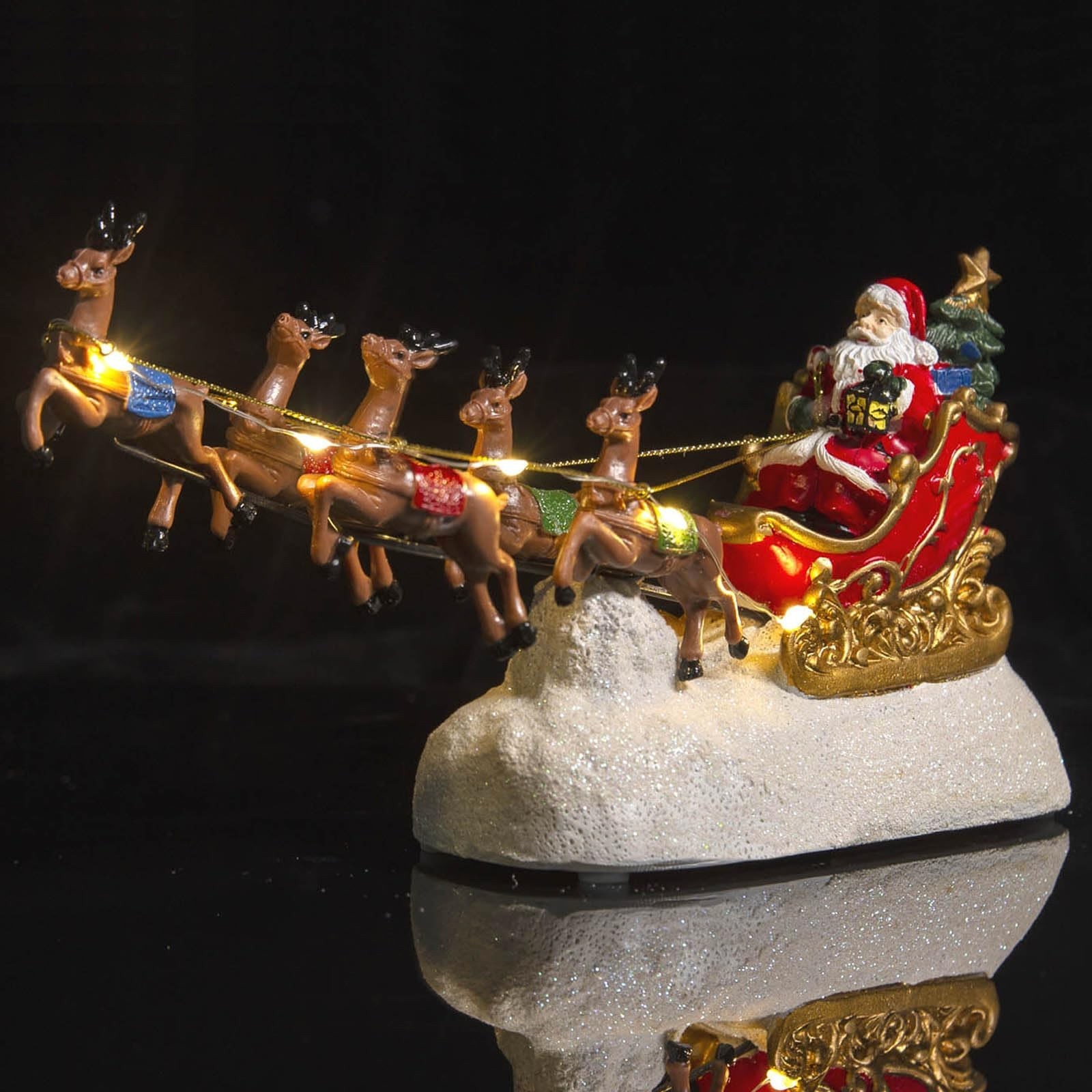Christmas Santa\'s Sleigh & Reindeer Set with Car - Holiday Decor, Festive Gift