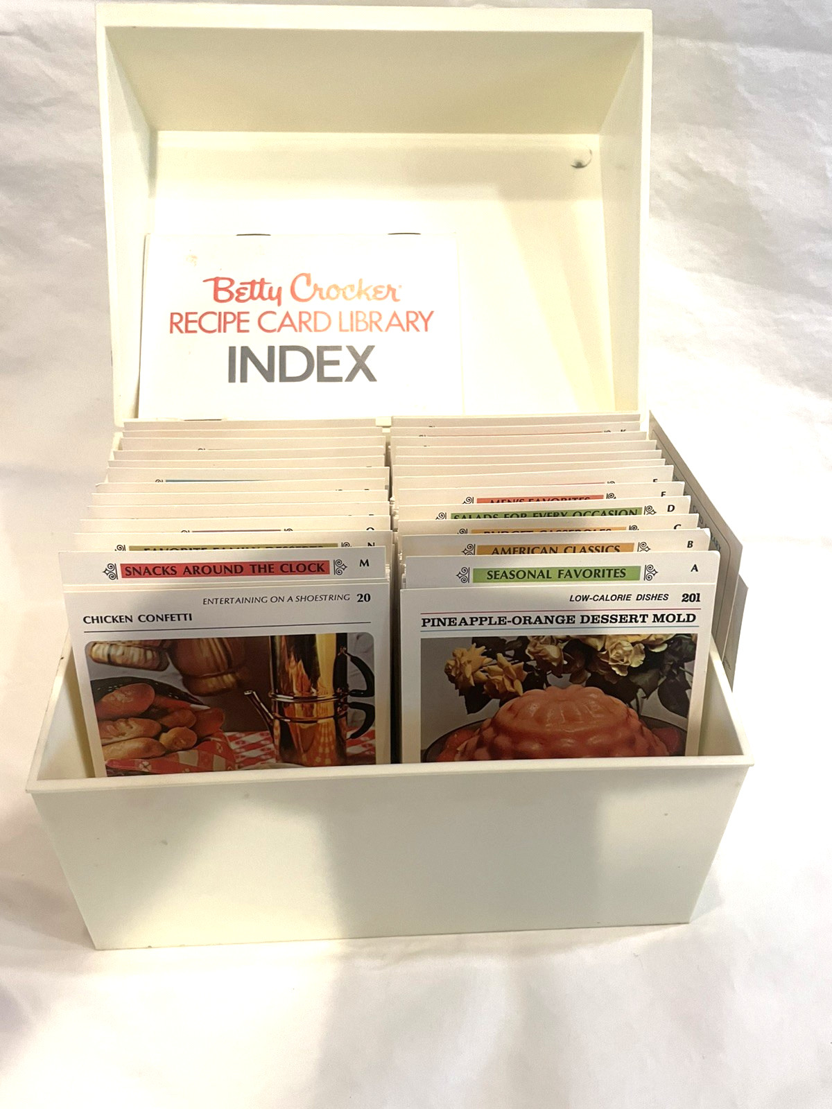 VINTAGE BETTY CROCKER RECIPE CARD LIBRARY INDEX WITH BOX COMPLETE 1971 NICE VINTAGE BETTY CROCKER RECIPE CARD LIBRARY INDEX WITH BOX COMPLETE 1971 NICE