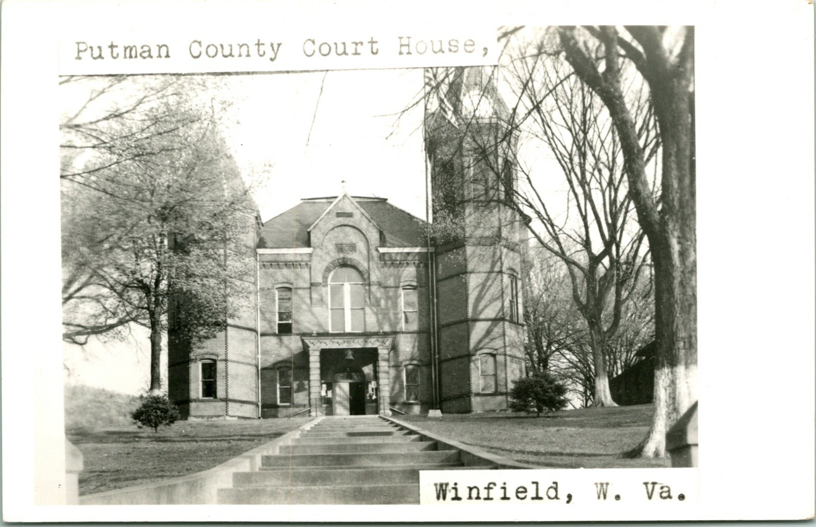 RPPC Putman County Court House Winfield West Virginia WV UNP Postcard O13