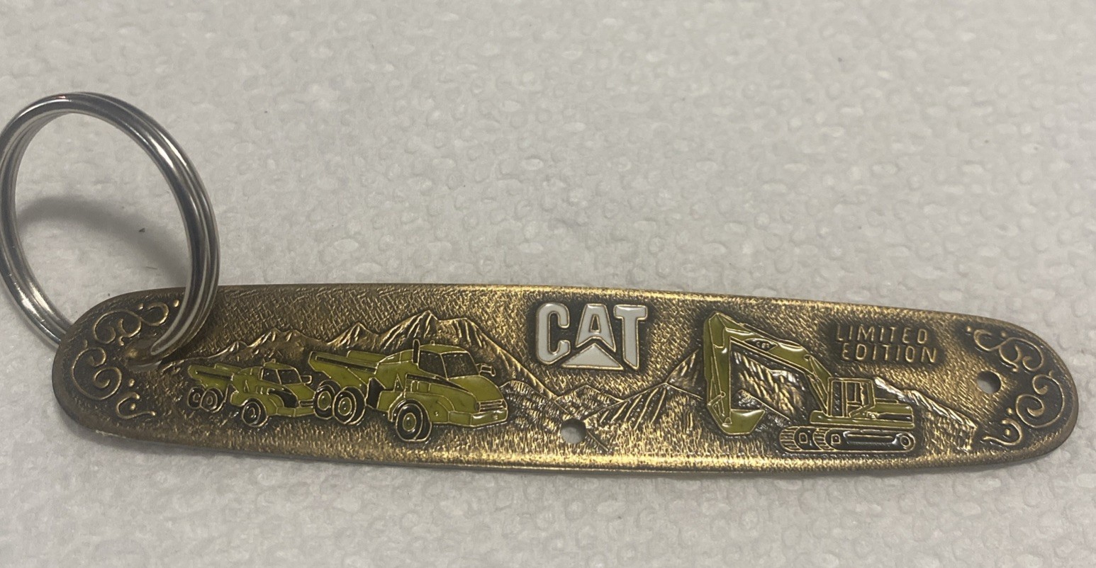 Vintage Authentic Kutmaster CAT Hardware Brass Knife Handle Keyring U.S.A. Made