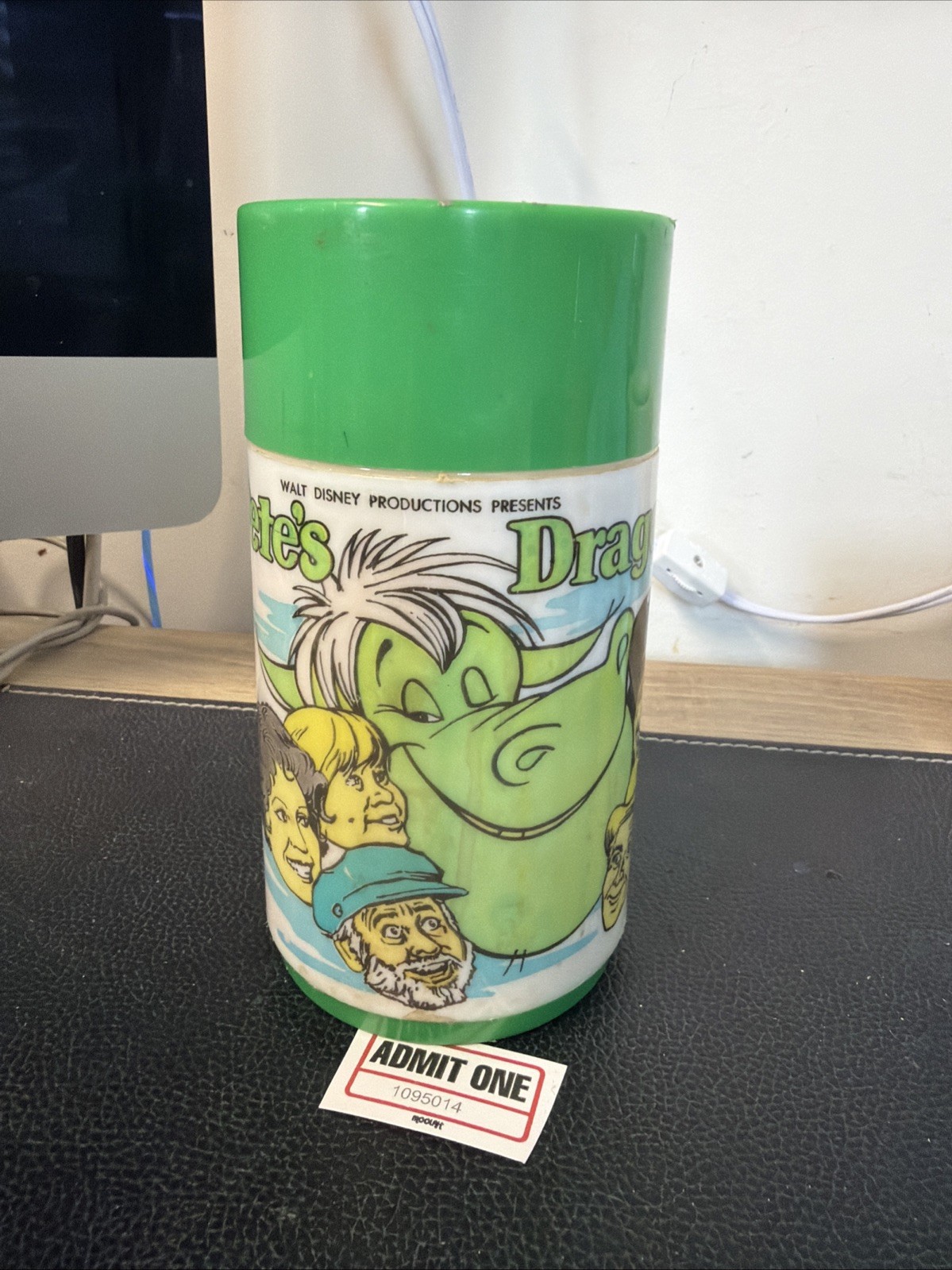 VINTAGE  PETE’S DRAGON THERMIS *without lunchbox.