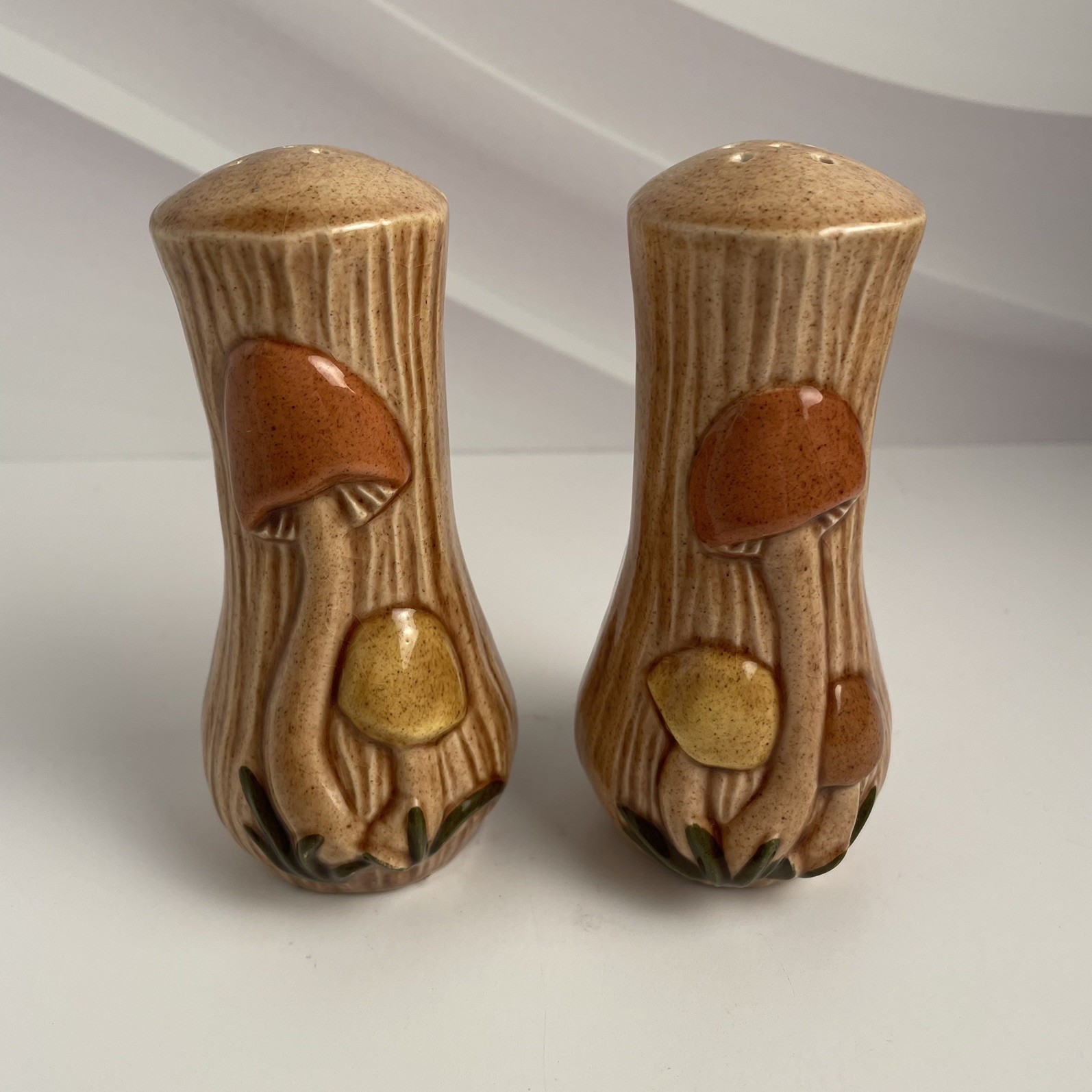 Vintage Arnels Merry Mushroom Ceramic Salt & Pepper Shakers 1970s