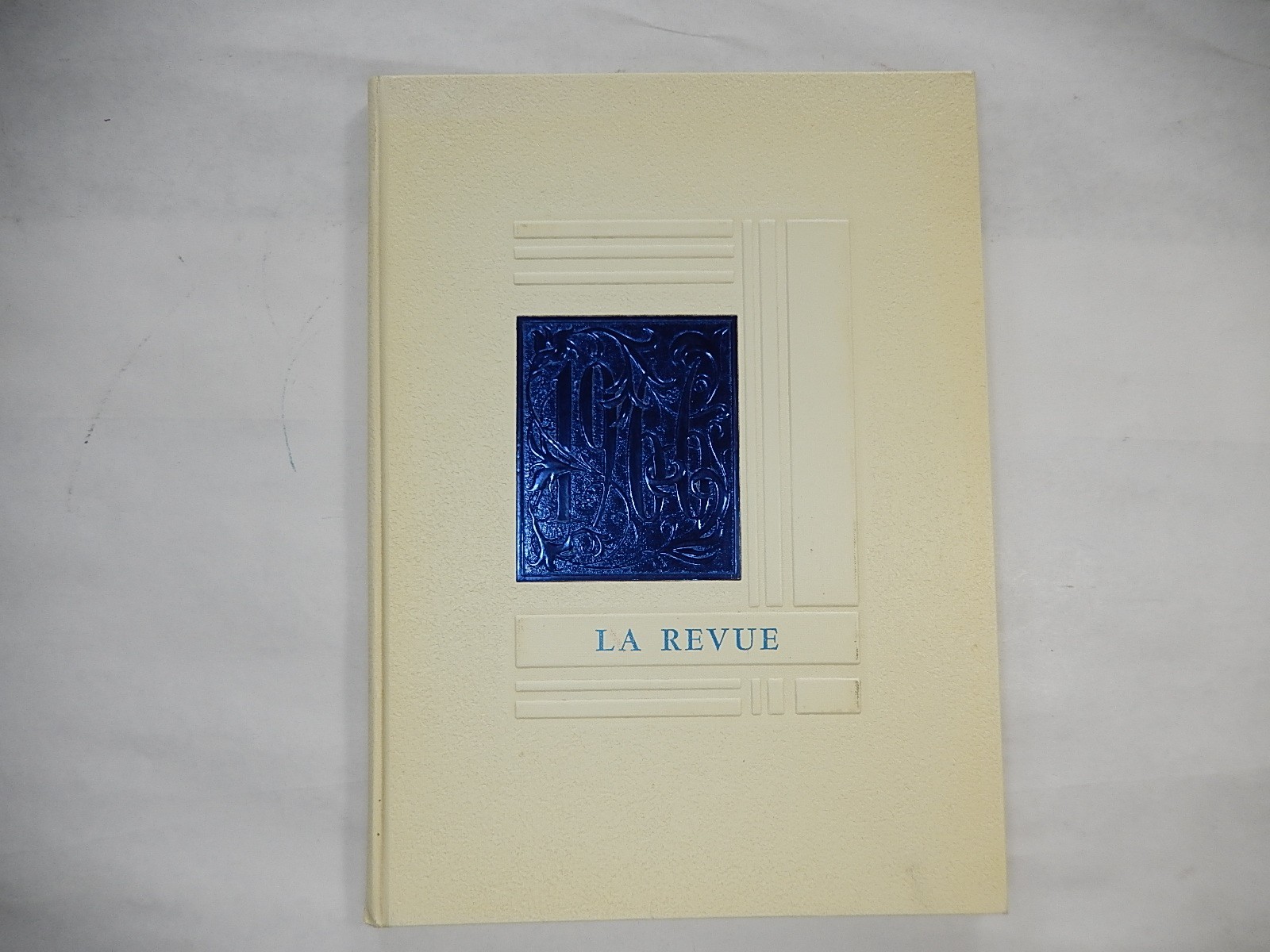 Yearbook, Willamina High School, Willamina Oregon, 1966, La Revue, UNMARKED Yearbook, Willamina High School, Willamina Oregon, 1966, La Revue, UNMARKED