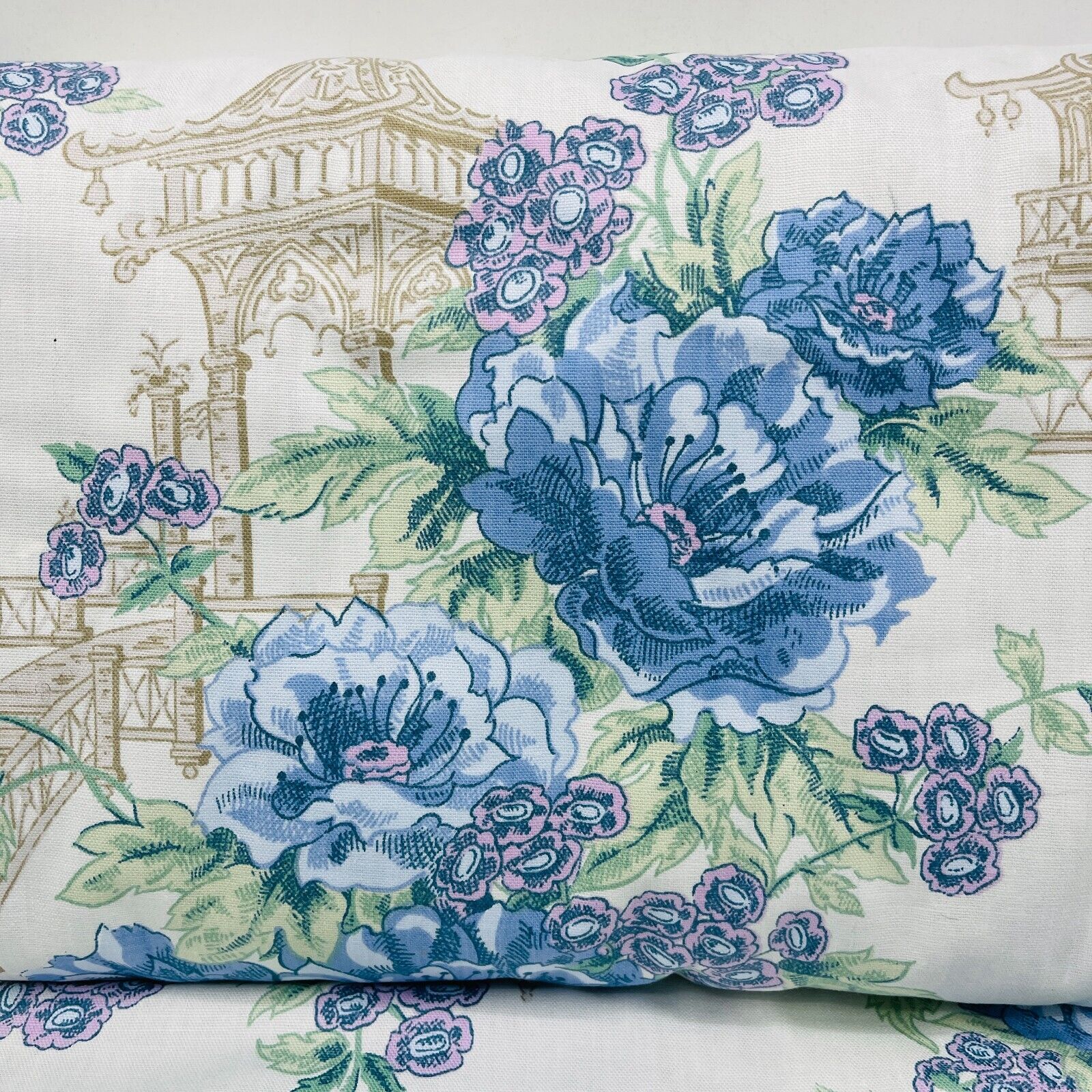 Vintage Pastel Cotton Fabric Pagoda With Flowers 23.5