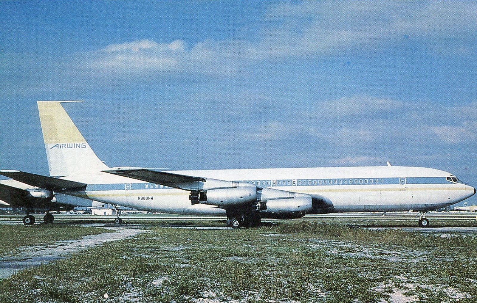 AIR WING  AIRLINES  B-707-400   AIRPORT / AIRCRAFT  003