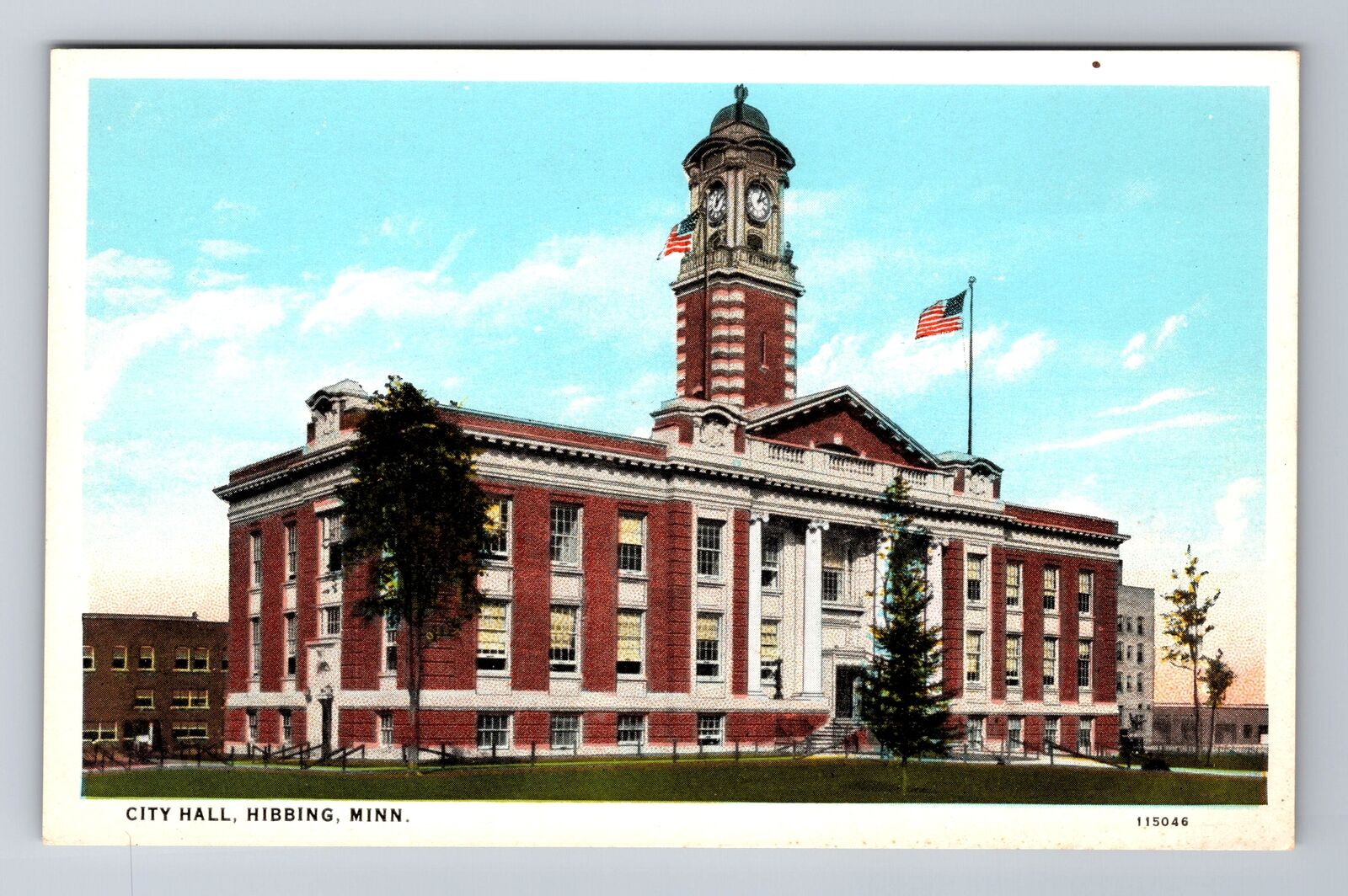 Hibbing MN-Minnesota, City Hall, Antique, Vintage Souvenir Postcard